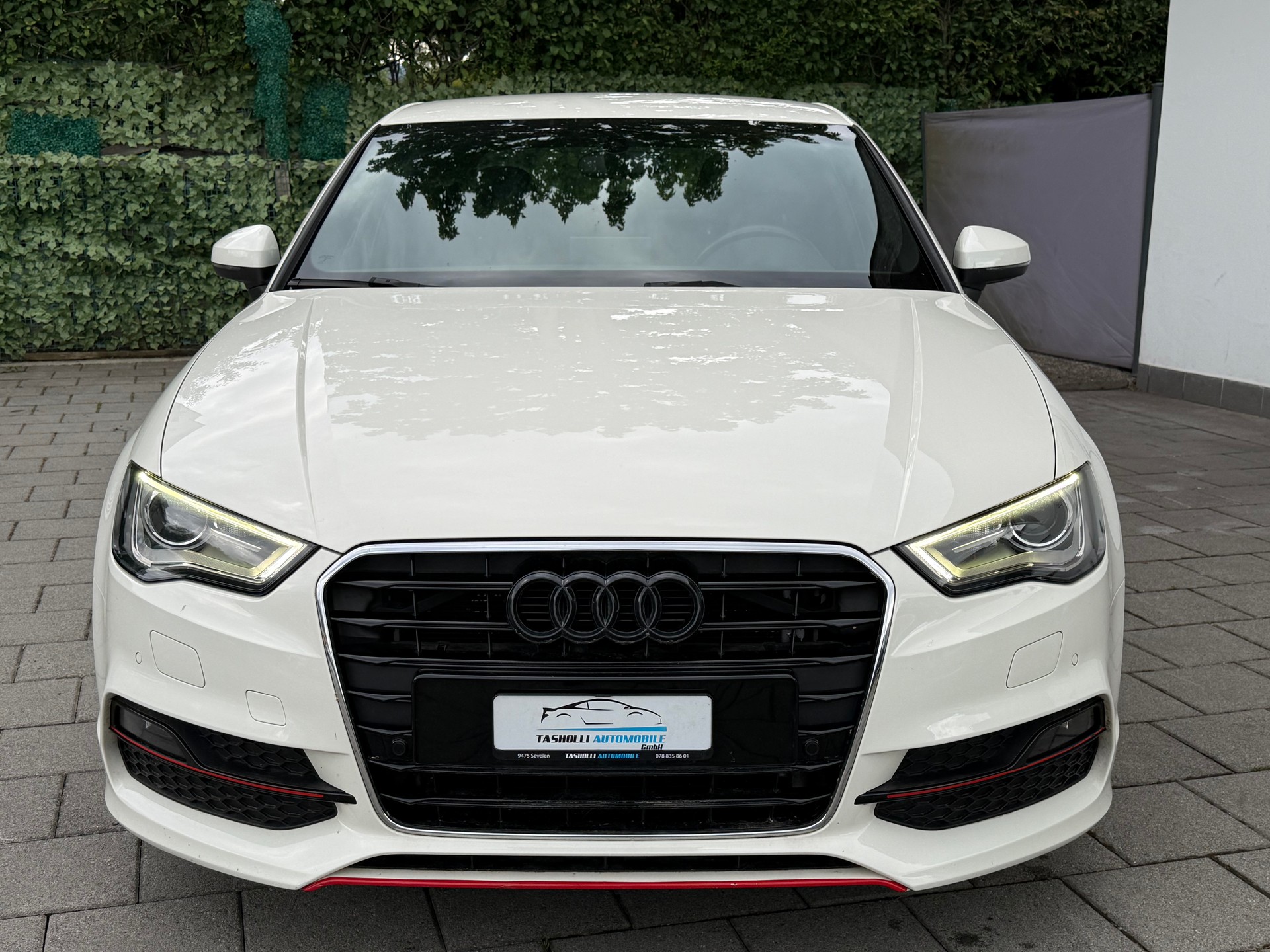AUDI A3 Limousine 2.0 TDI Attraction-image-1