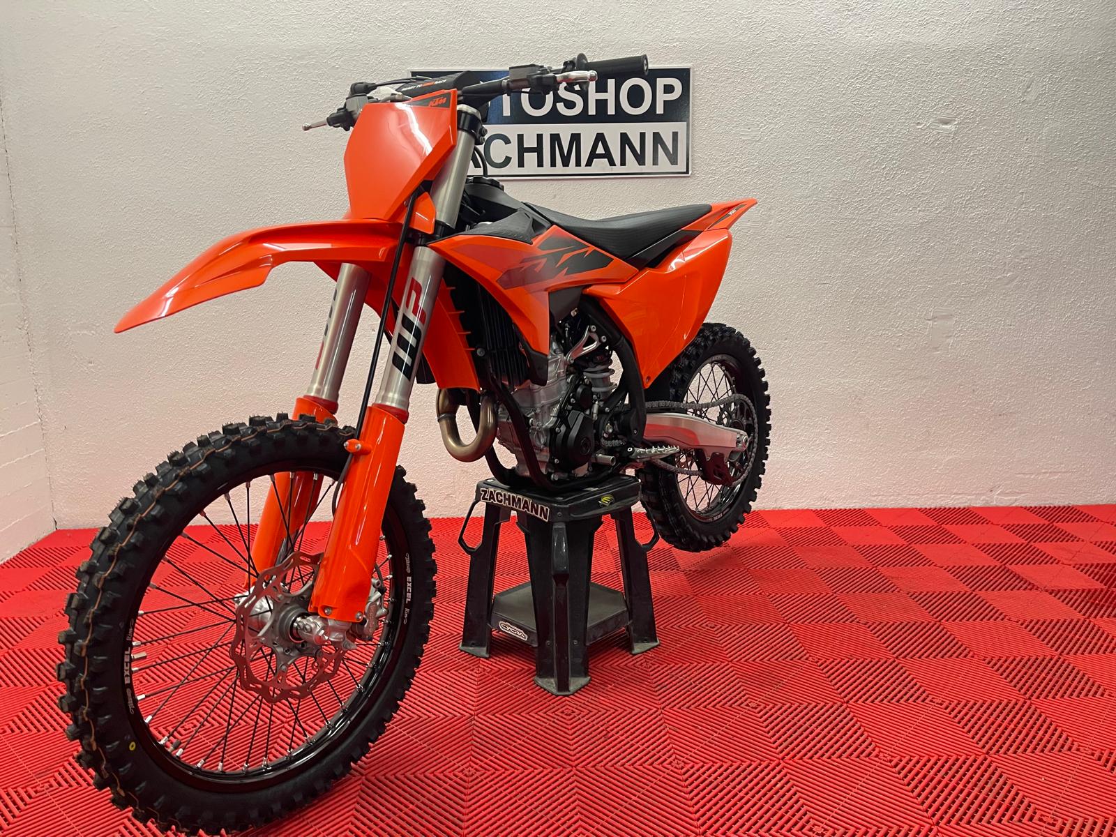 KTM 350 SX-F 2027-showroom-element-2