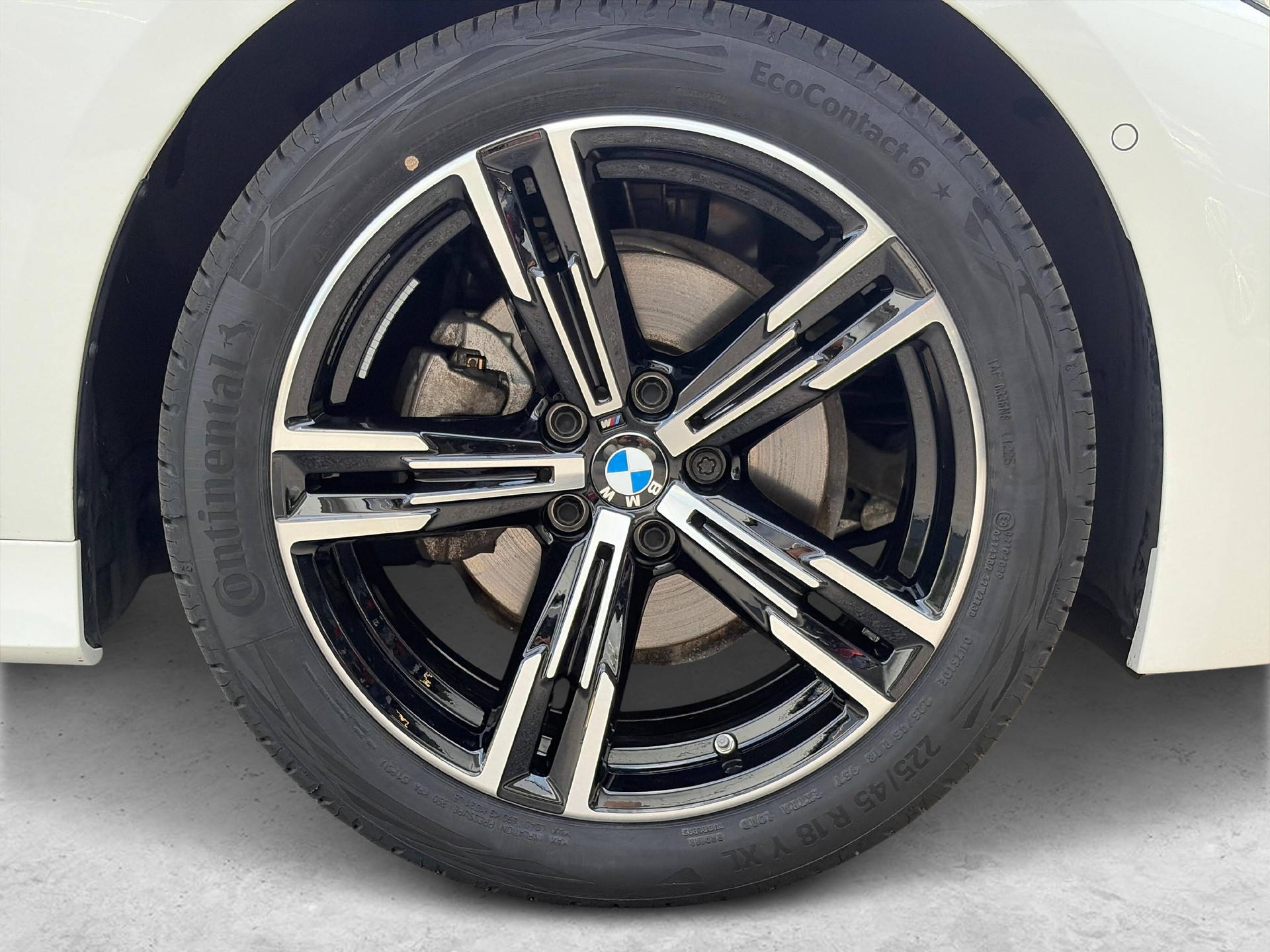 BMW 320d xDrive SAG Touring-image-17