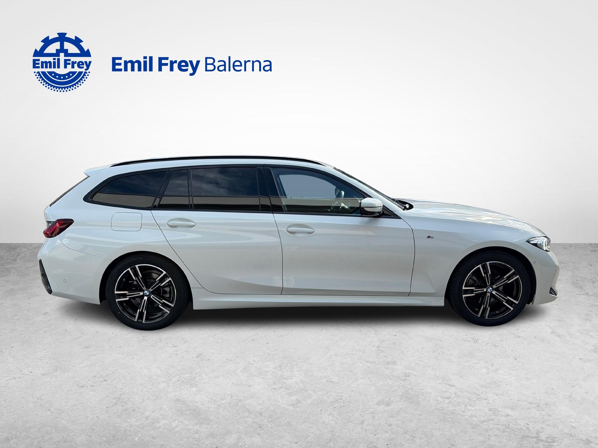 BMW 320d xDrive SAG Touring-image-6