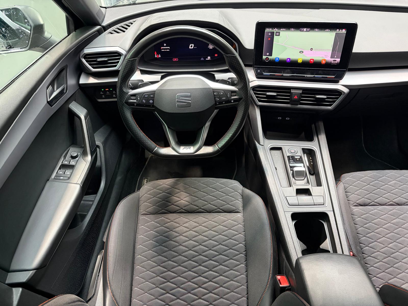 SEAT Leon 1.5 eTSI mHEV DSG FR-image-15