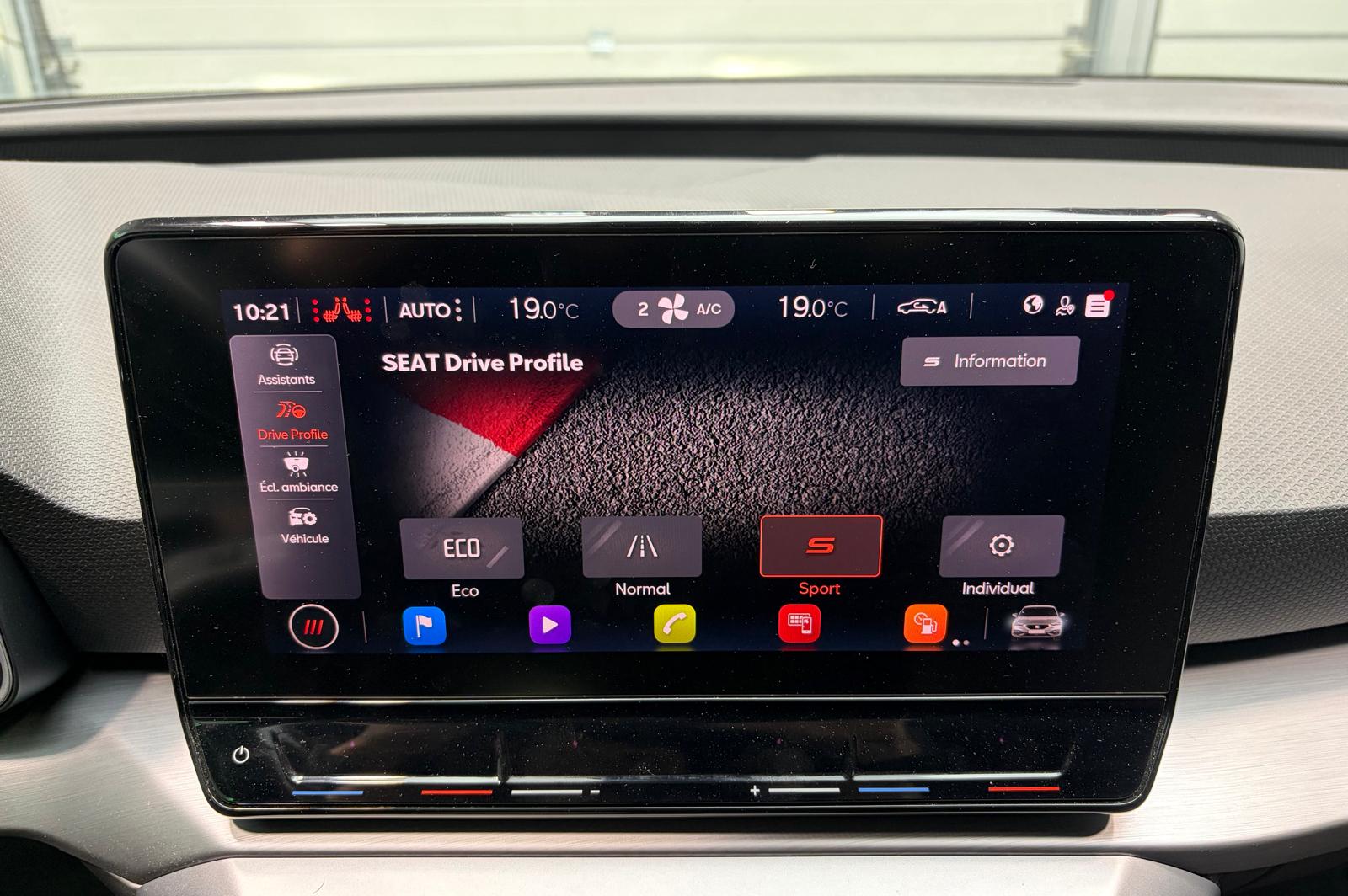SEAT Leon 1.5 eTSI mHEV DSG FR-image-23