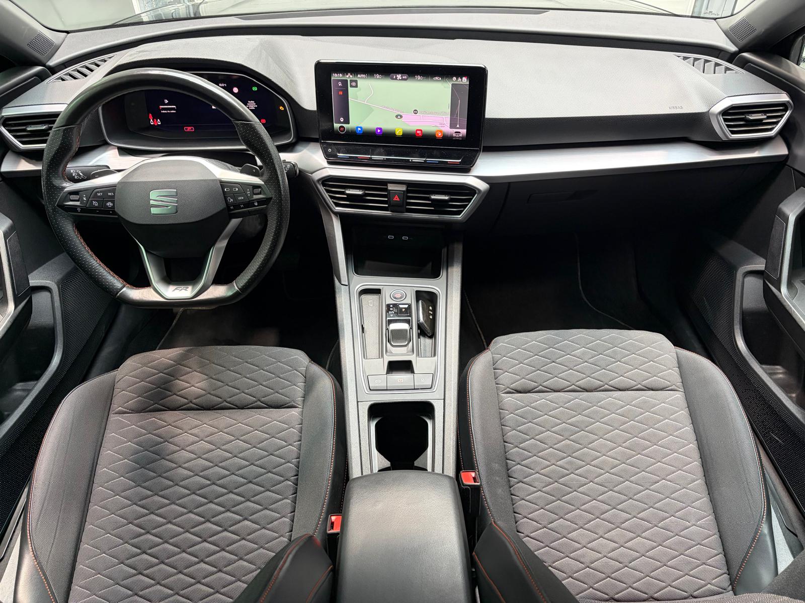 SEAT Leon 1.5 eTSI mHEV DSG FR-image-14