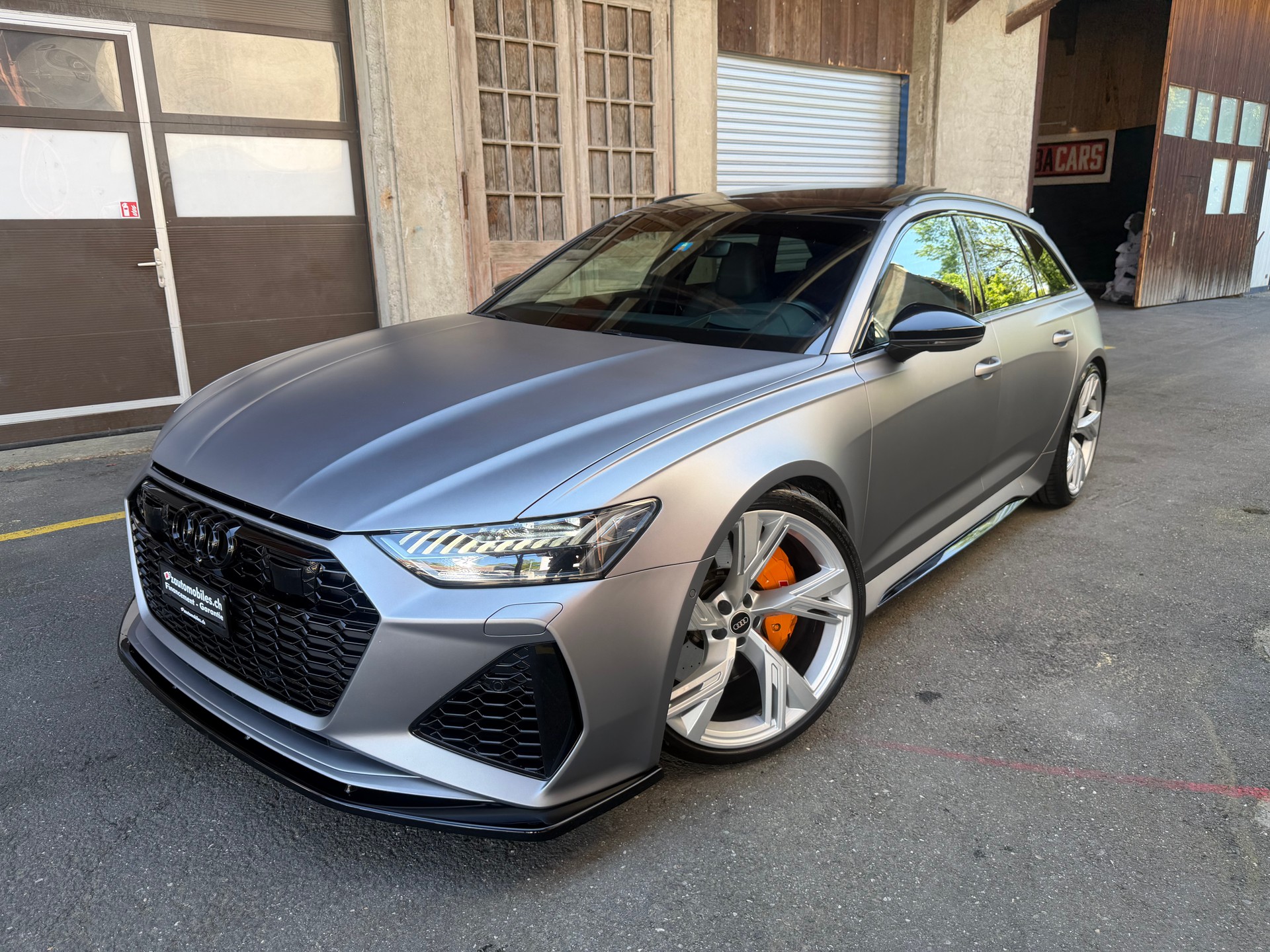 AUDI RS6 Avant 4.0 TFSI V8 quattro-image-2