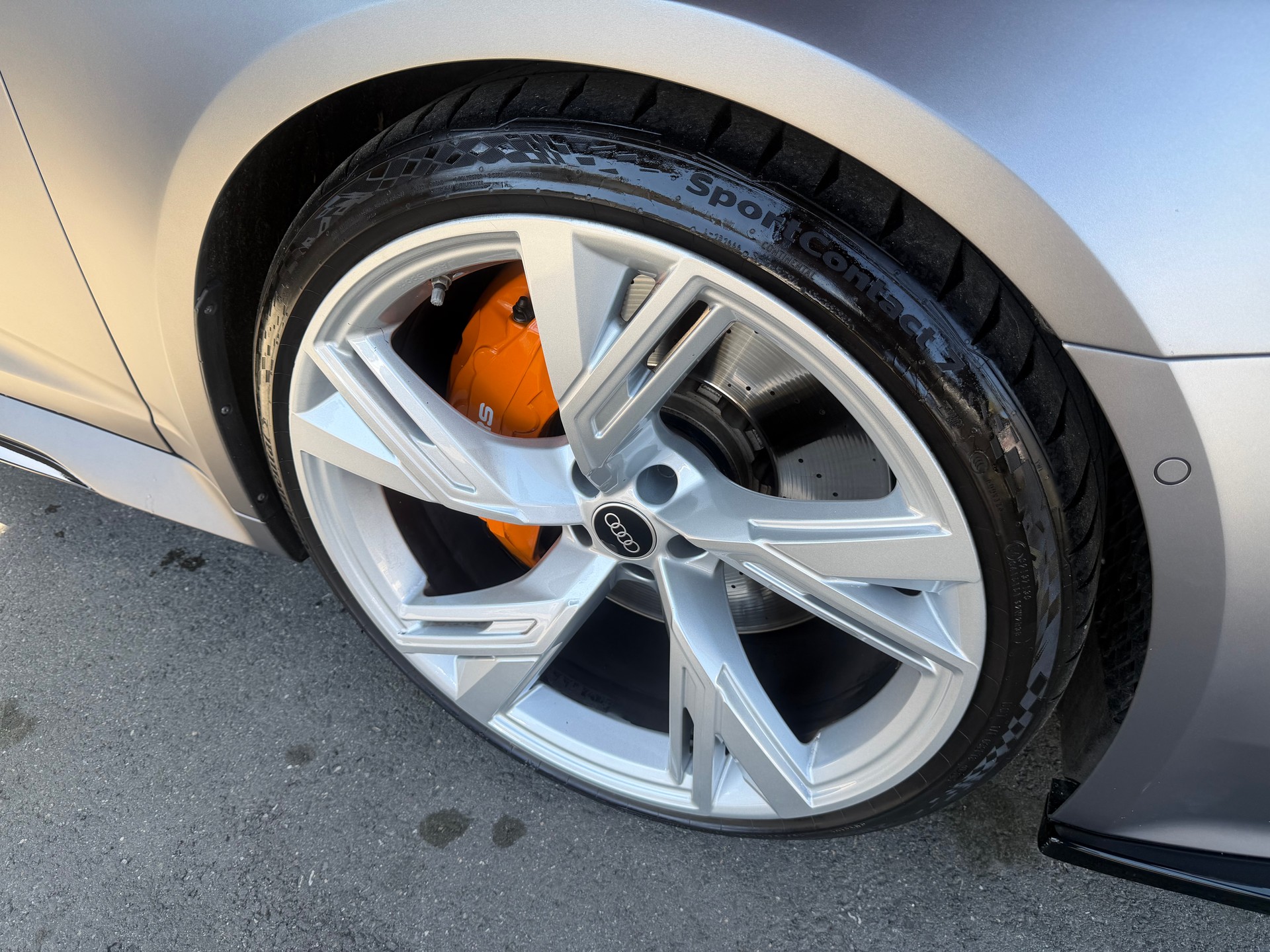 AUDI RS6 Avant 4.0 TFSI V8 quattro-image-6