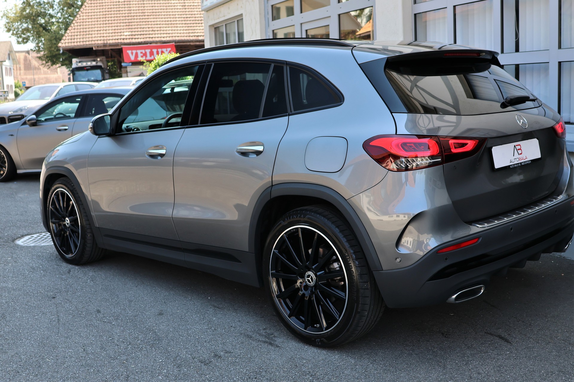 MERCEDES-BENZ GLA 200d AMG Line 8G-DCT (CH)-image-6
