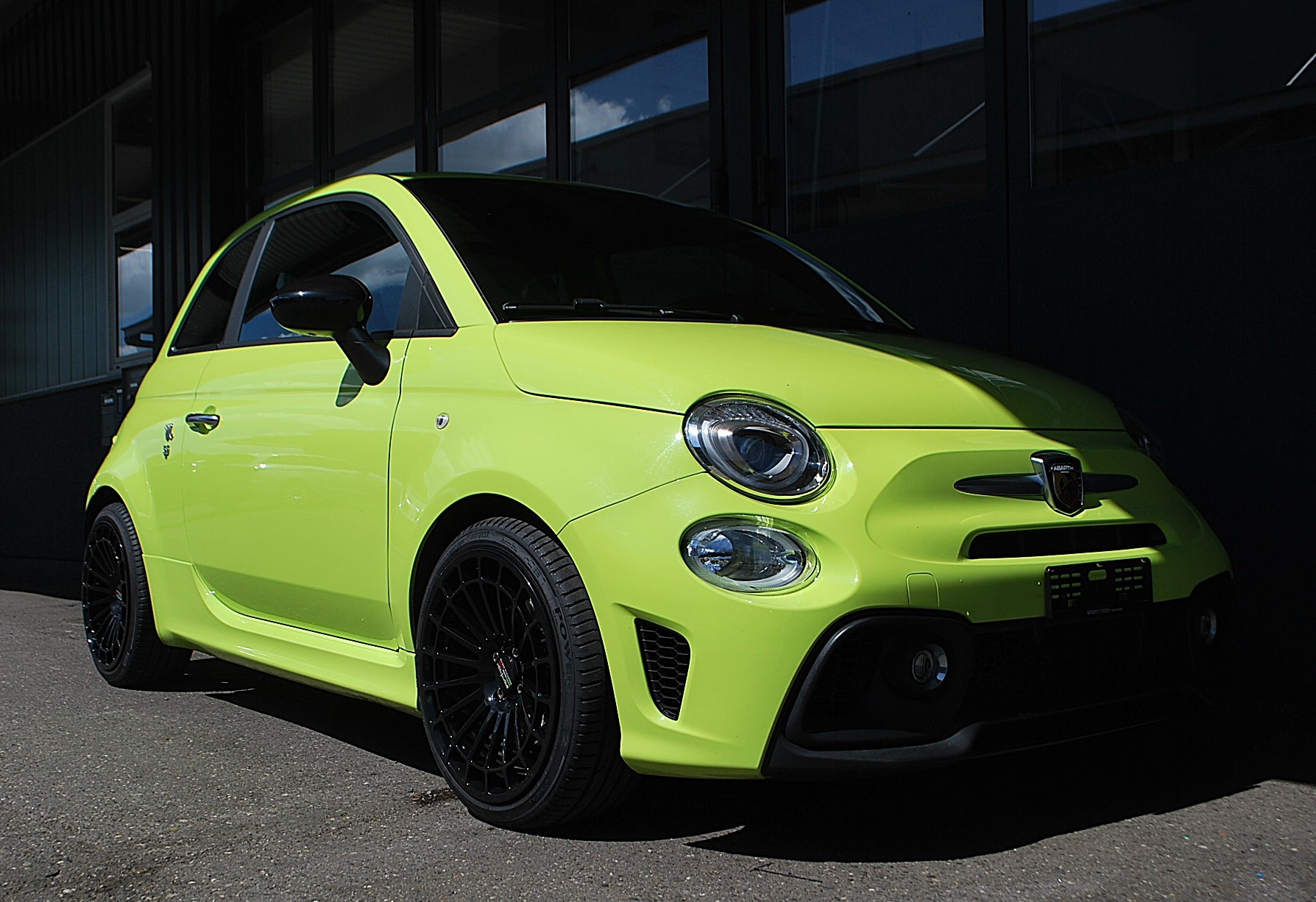 FIAT 595 1.4 16V Turbo Abarth Pista-image-0