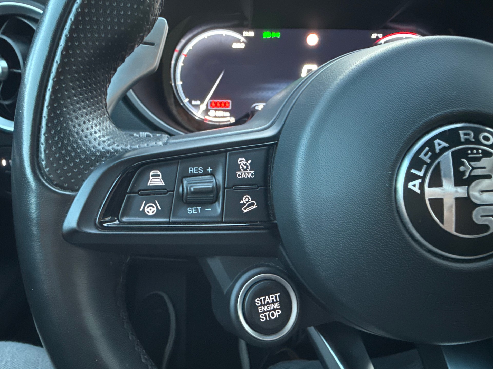 ALFA ROMEO Stelvio 2.2 D Q4 210 Veloce-image-17