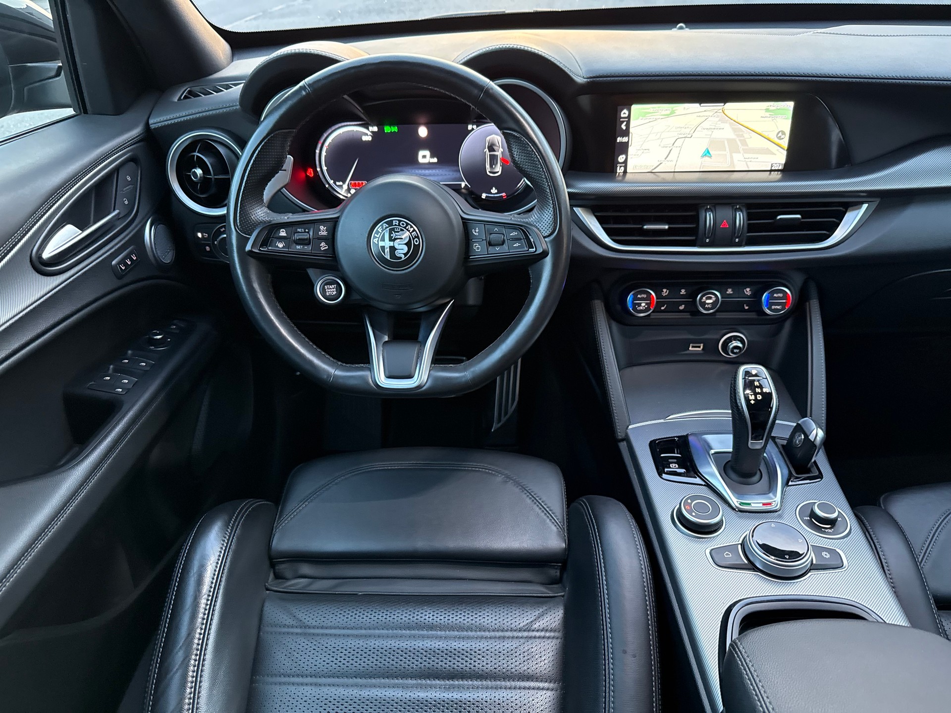 ALFA ROMEO Stelvio 2.2 D Q4 210 Veloce-image-22