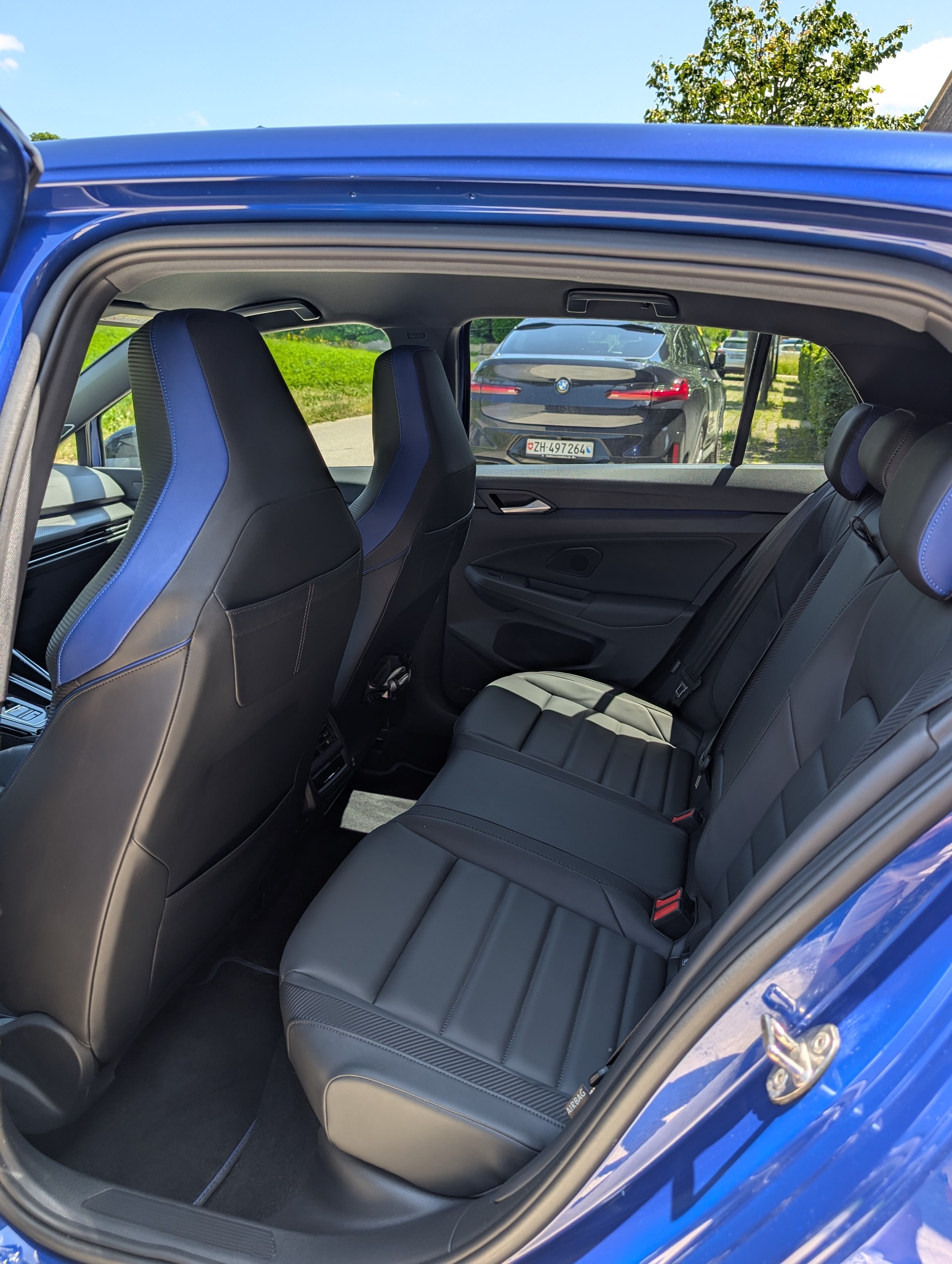 VW 2.0 TSI R Performance DSG 4motion-image-7