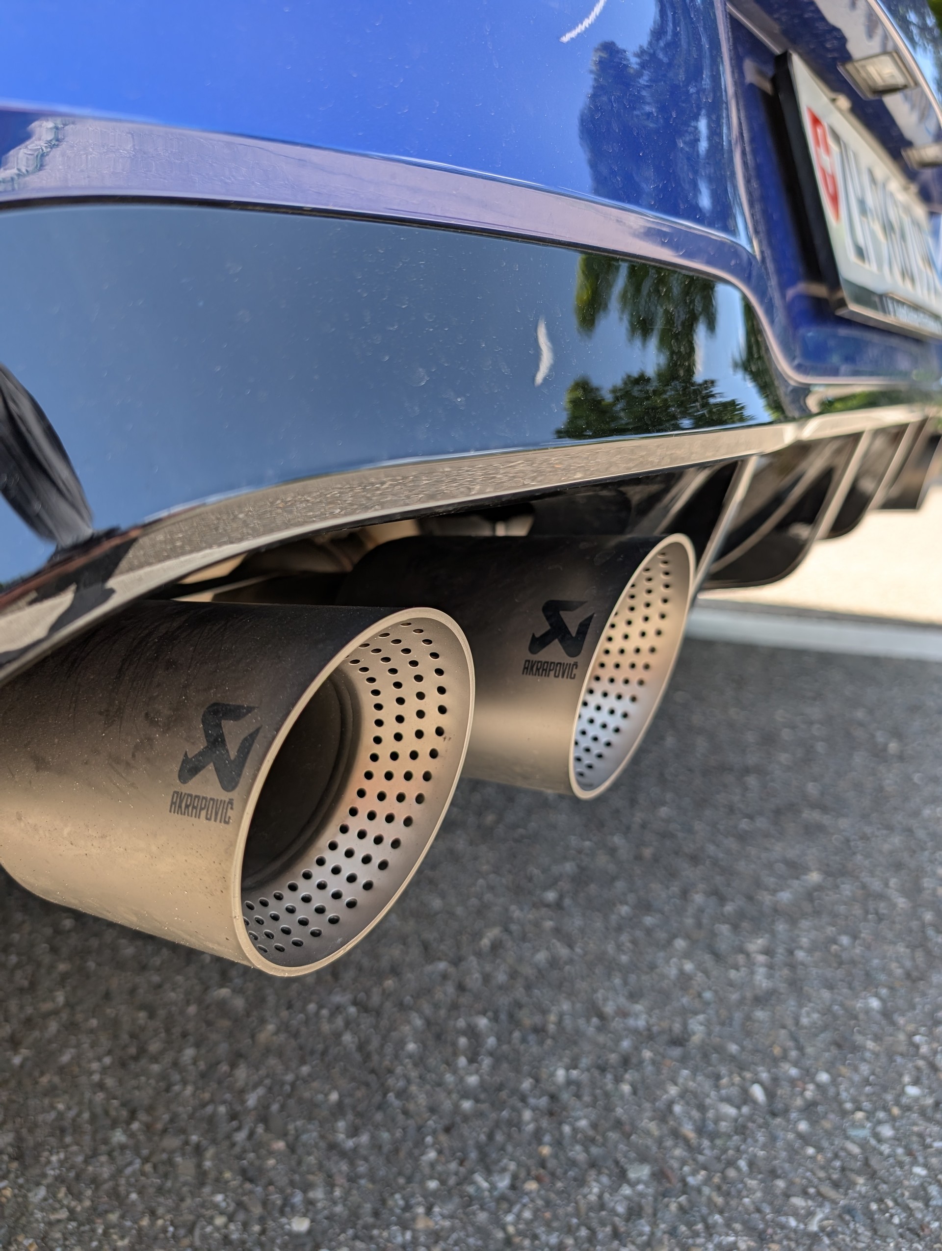 VW 2.0 TSI R Performance DSG 4motion-image-8