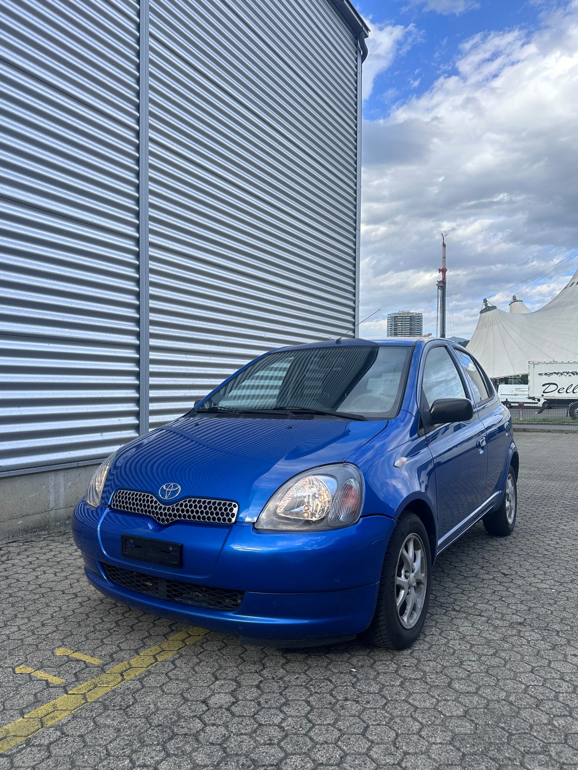 TOYOTA YARIS-image-2