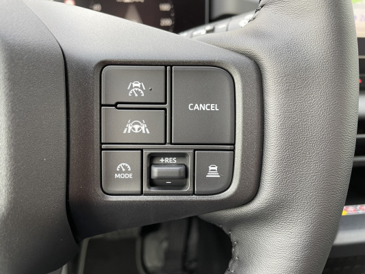 TOYOTA RAV-4 2.5 HSD Premium AWD-image-9