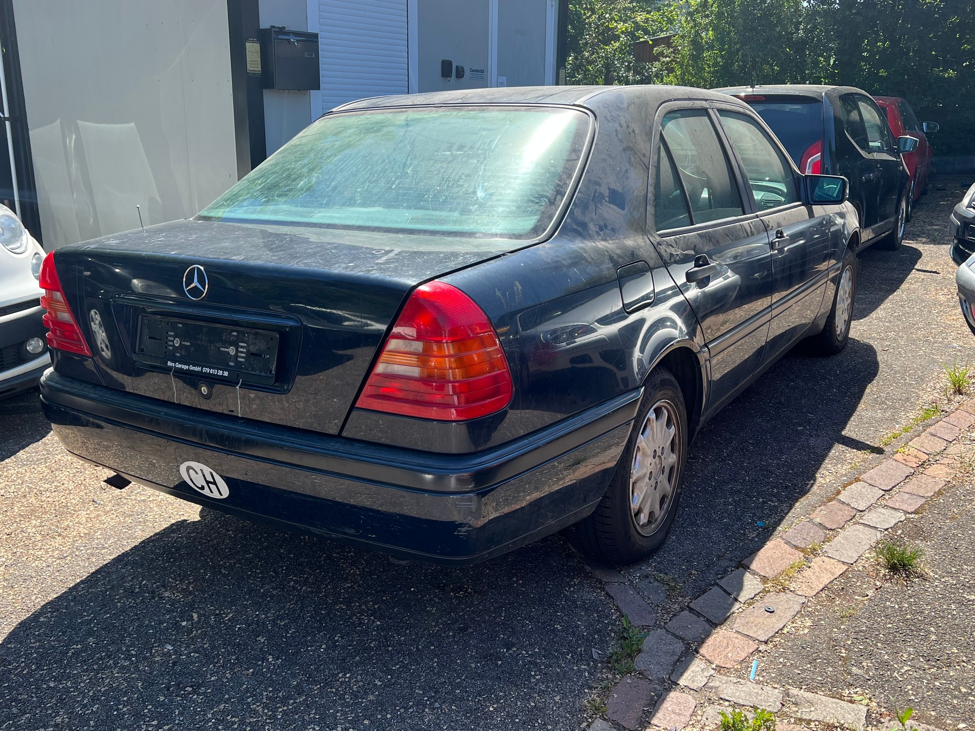 MERCEDES-BENZ C 180 Elégance-image-1