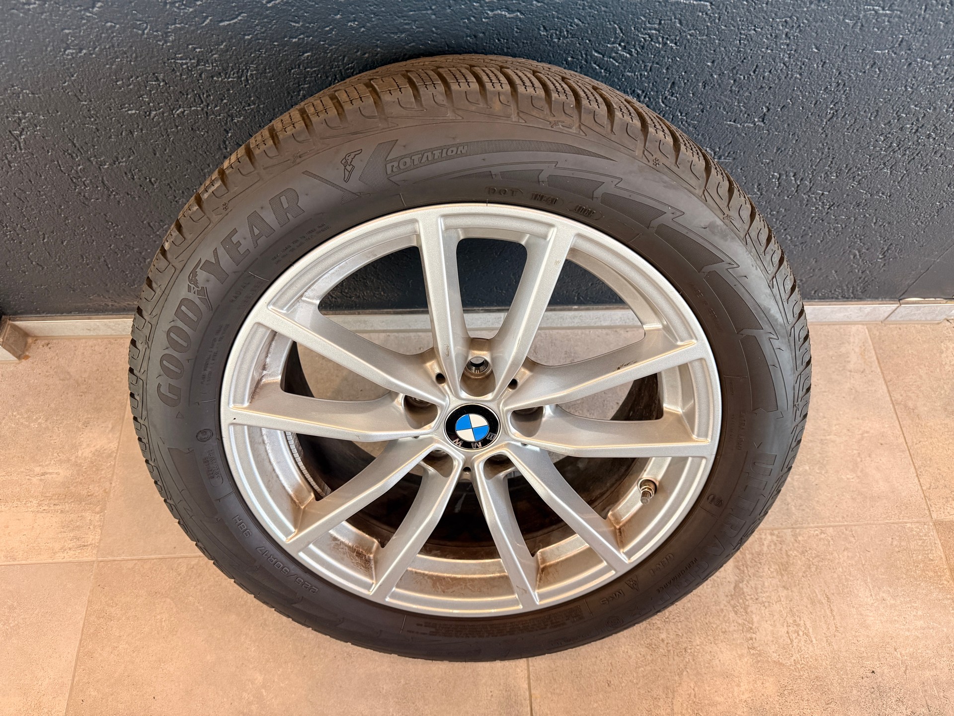 BMW 320d xDrive 48V Touring Steptronic M Sport-image-18