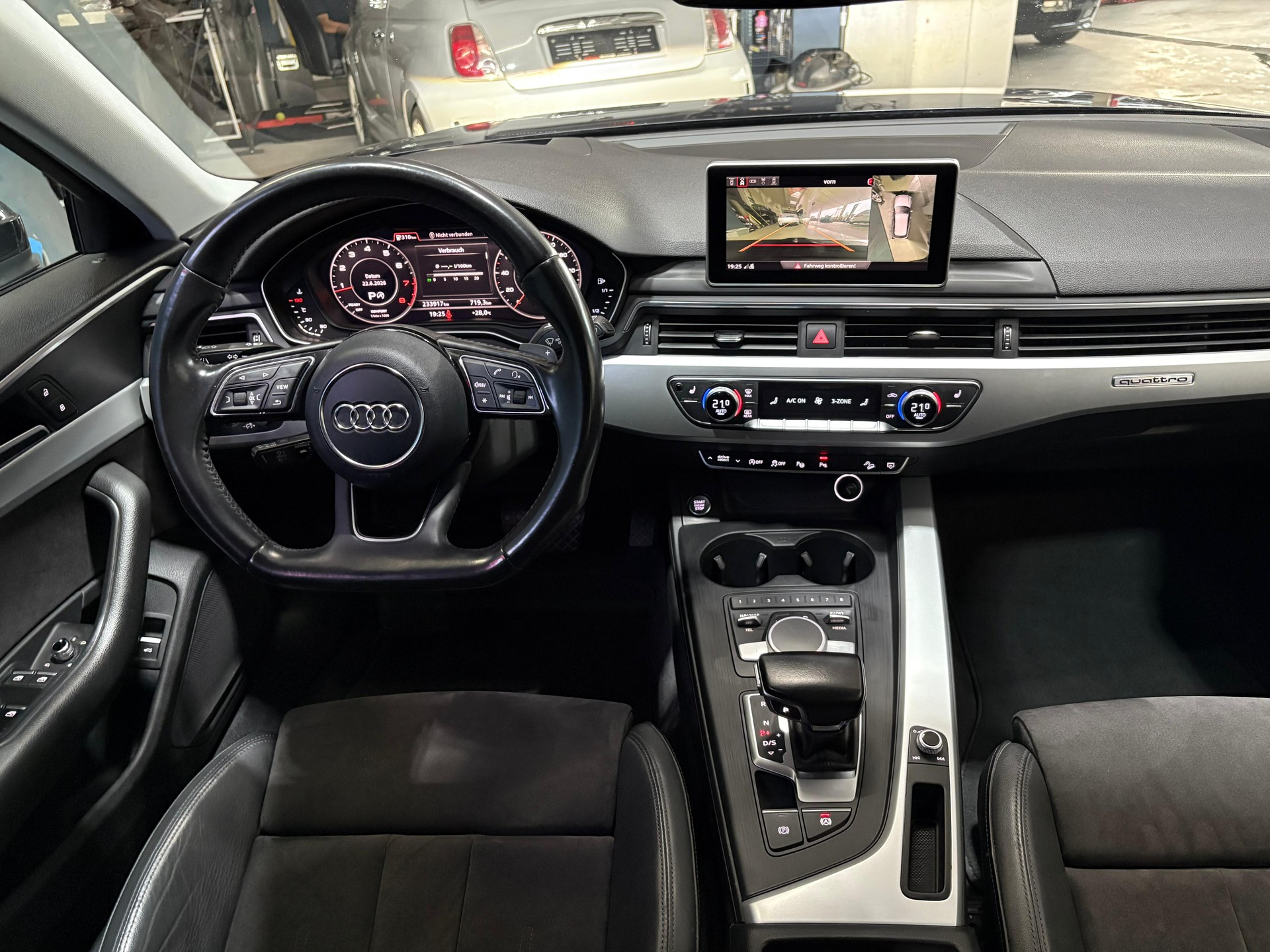 AUDI A4 allroad 2.0 TFSI quattro S-tronic-image-9