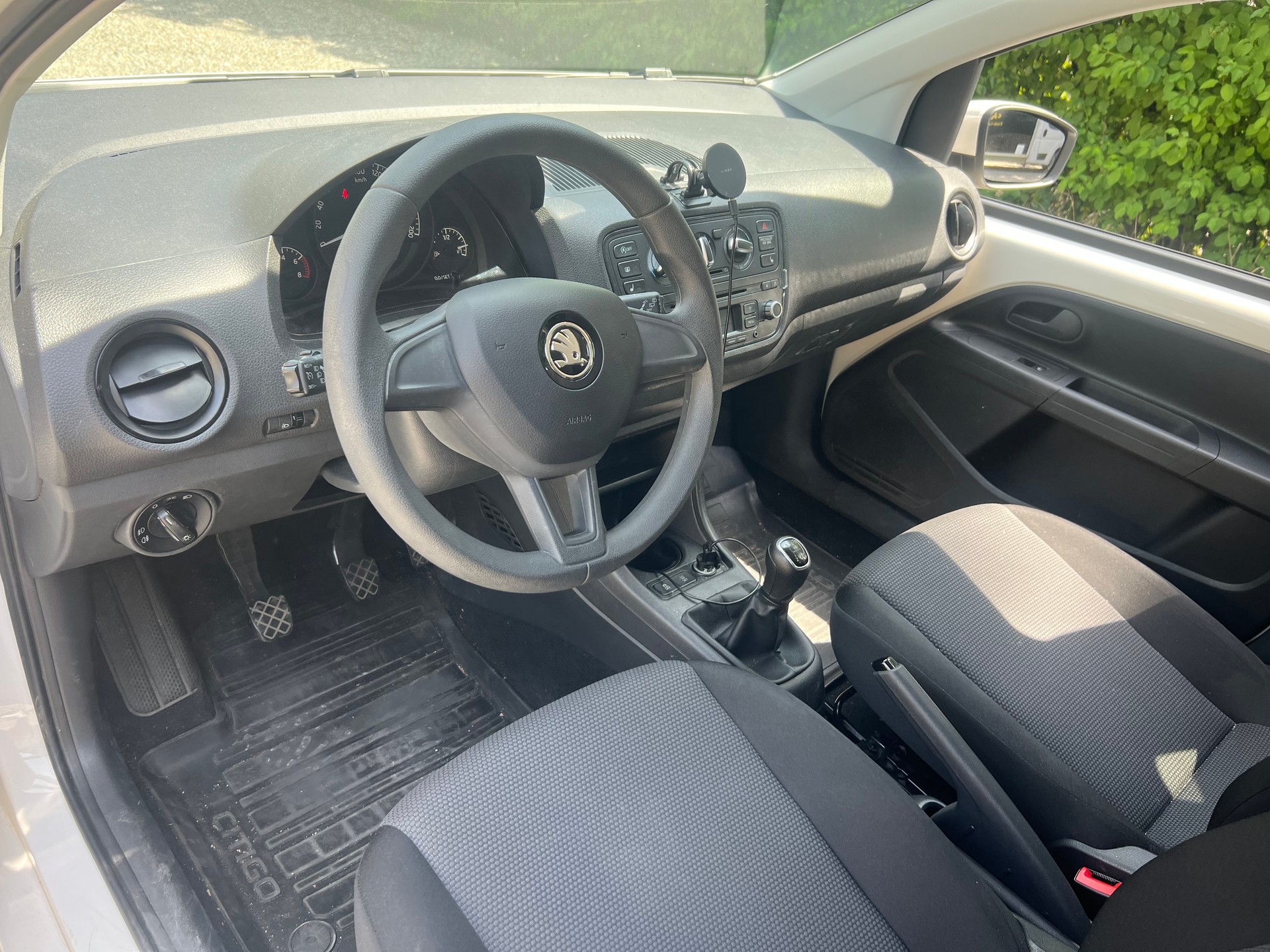 SKODA Citigo 1.0 G-tec Active-image-8