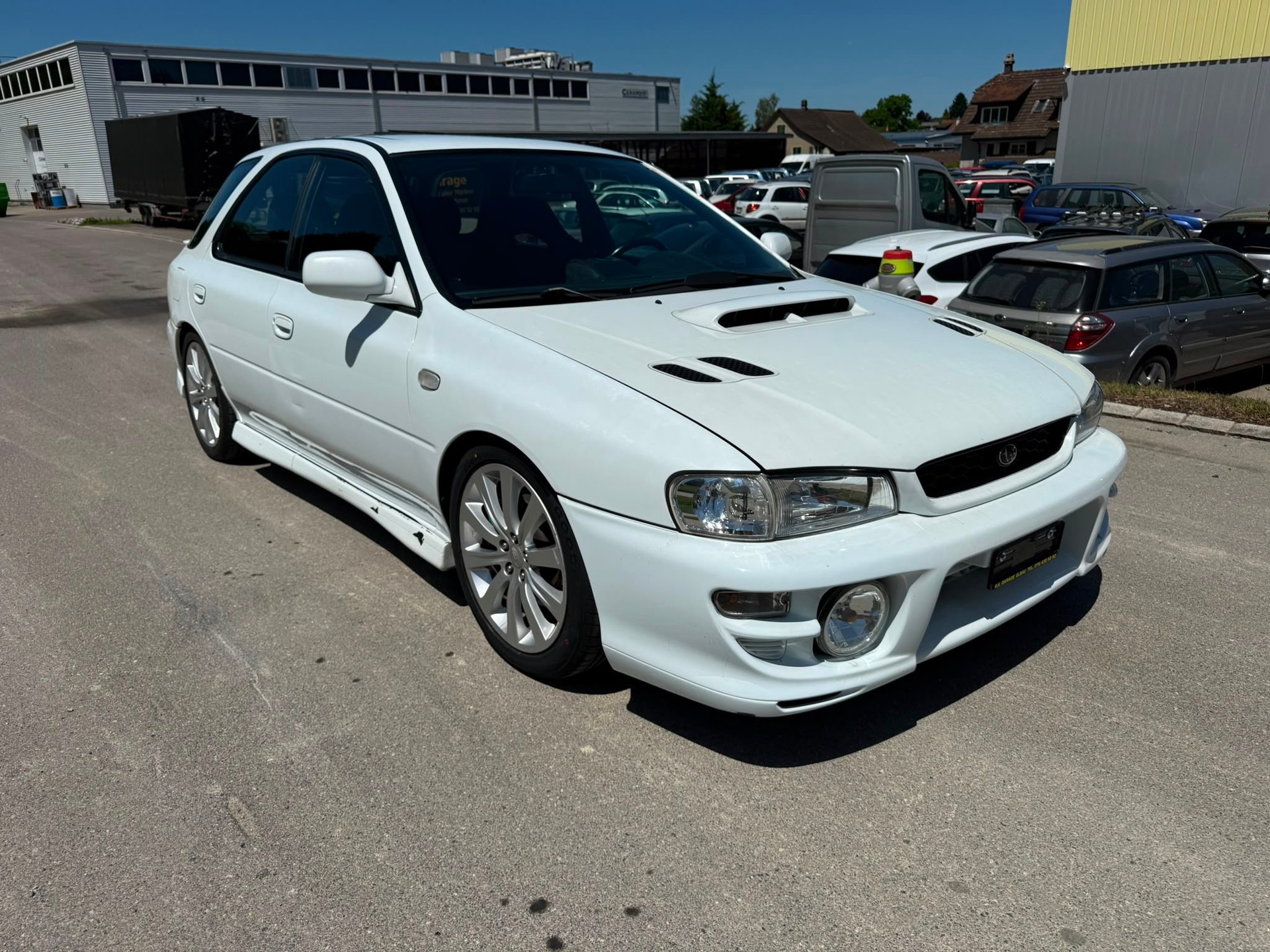 SUBARU Impreza 2.0 Turbo-image-2
