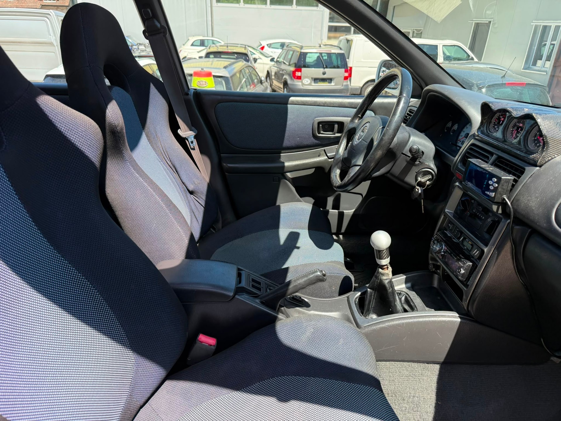 SUBARU Impreza 2.0 Turbo-image-5