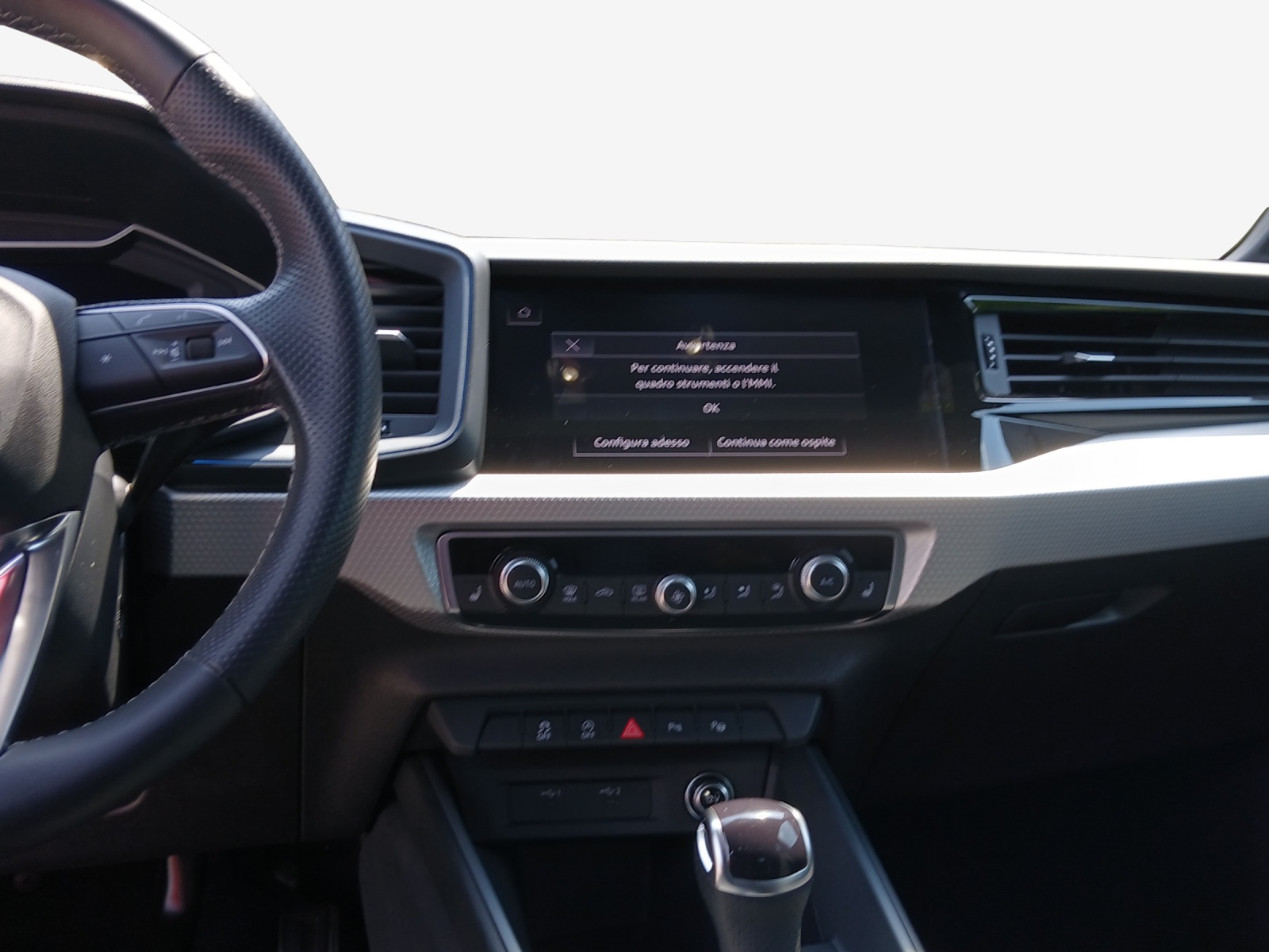 AUDI A1 Sportback 30 TFSI S Line Attraction S-tronic-image-10