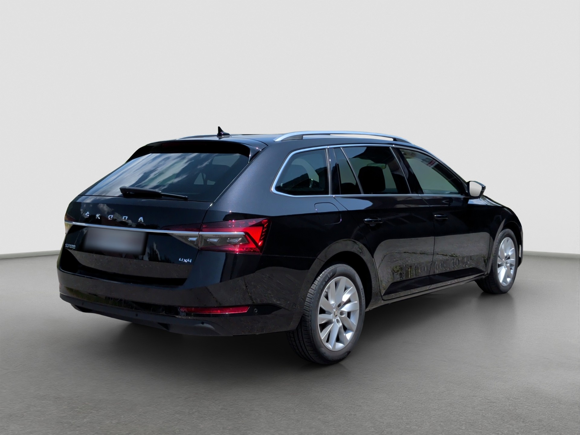 SKODA Superb Combi 2.0 TDi Style 4x4 DSG-image-4