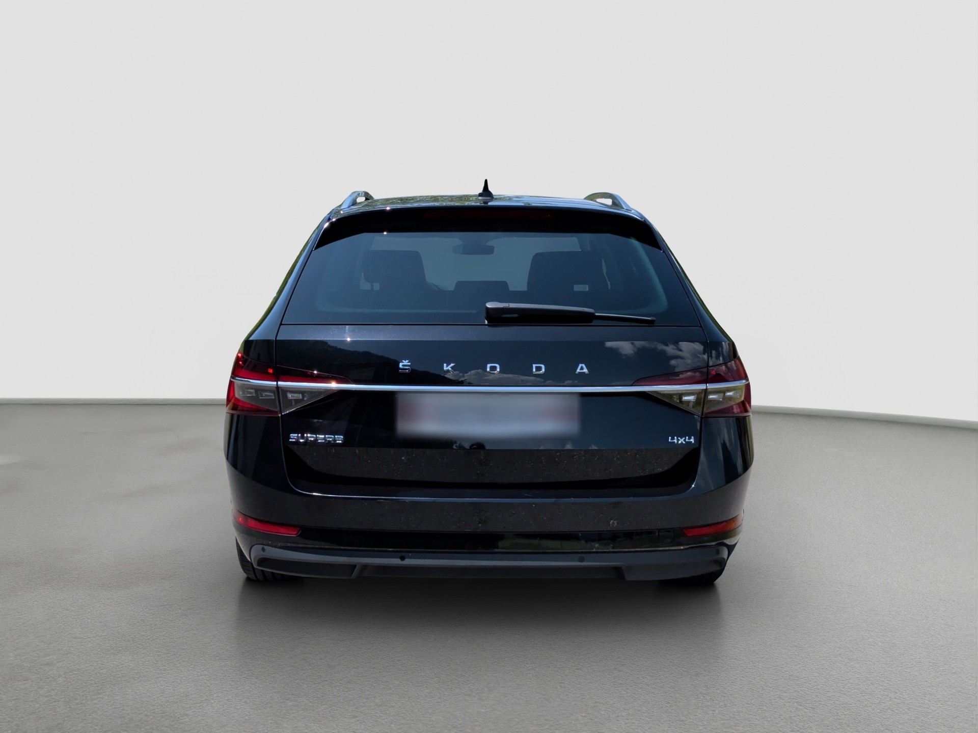 SKODA Superb Combi 2.0 TDi Style 4x4 DSG-image-3