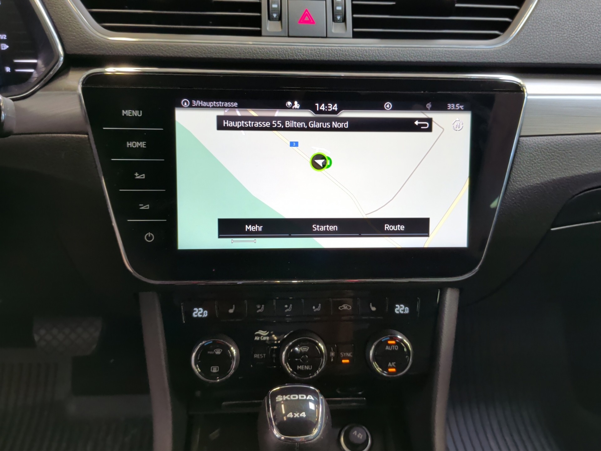 SKODA Superb Combi 2.0 TDi Style 4x4 DSG-image-10