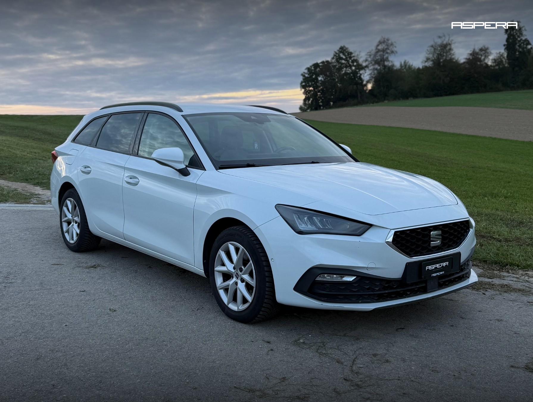 SEAT Leon ST 2.0 TDI EVO DSG Style-image-1