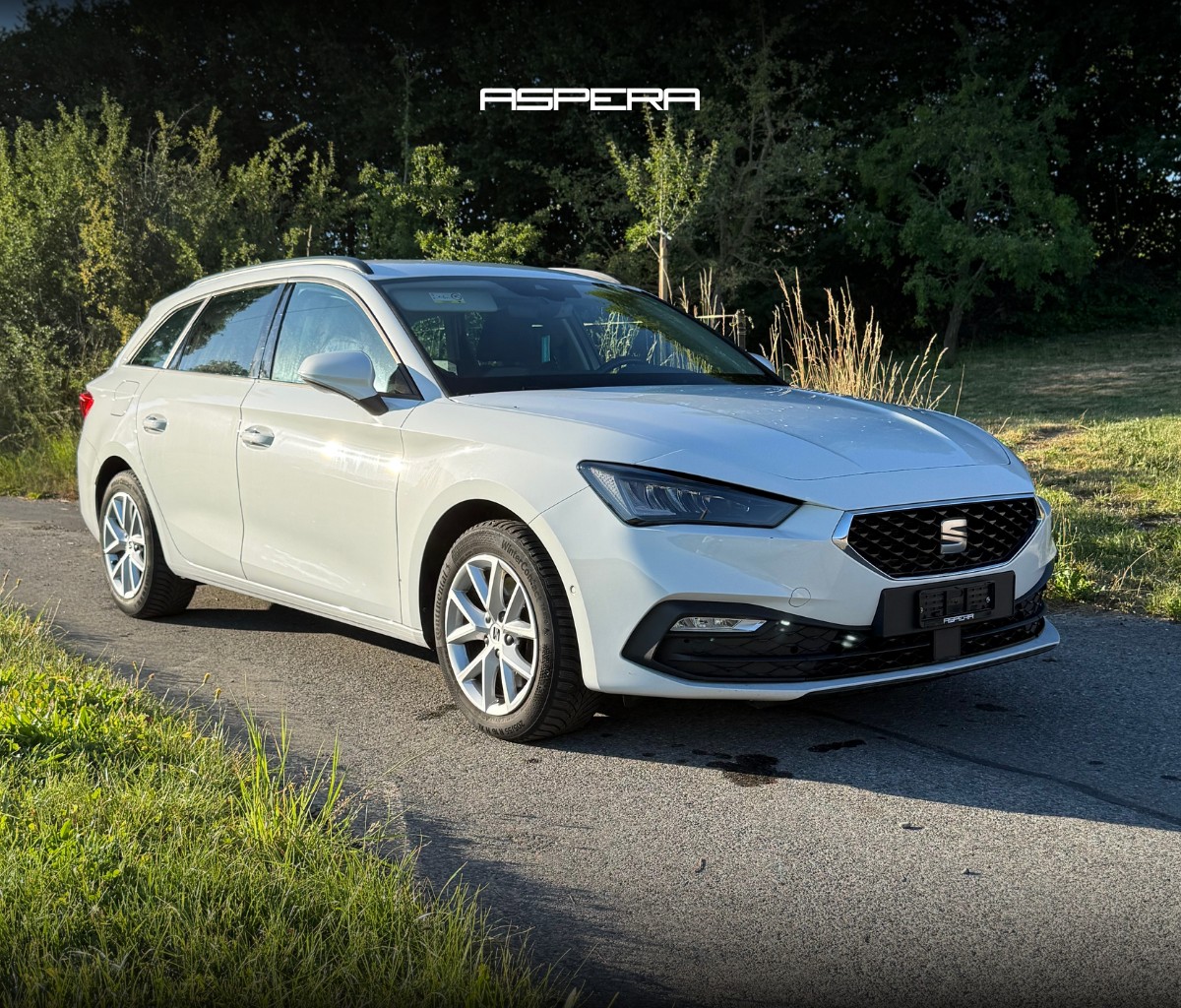 SEAT Leon ST 2.0 TDI EVO DSG Style-image-0
