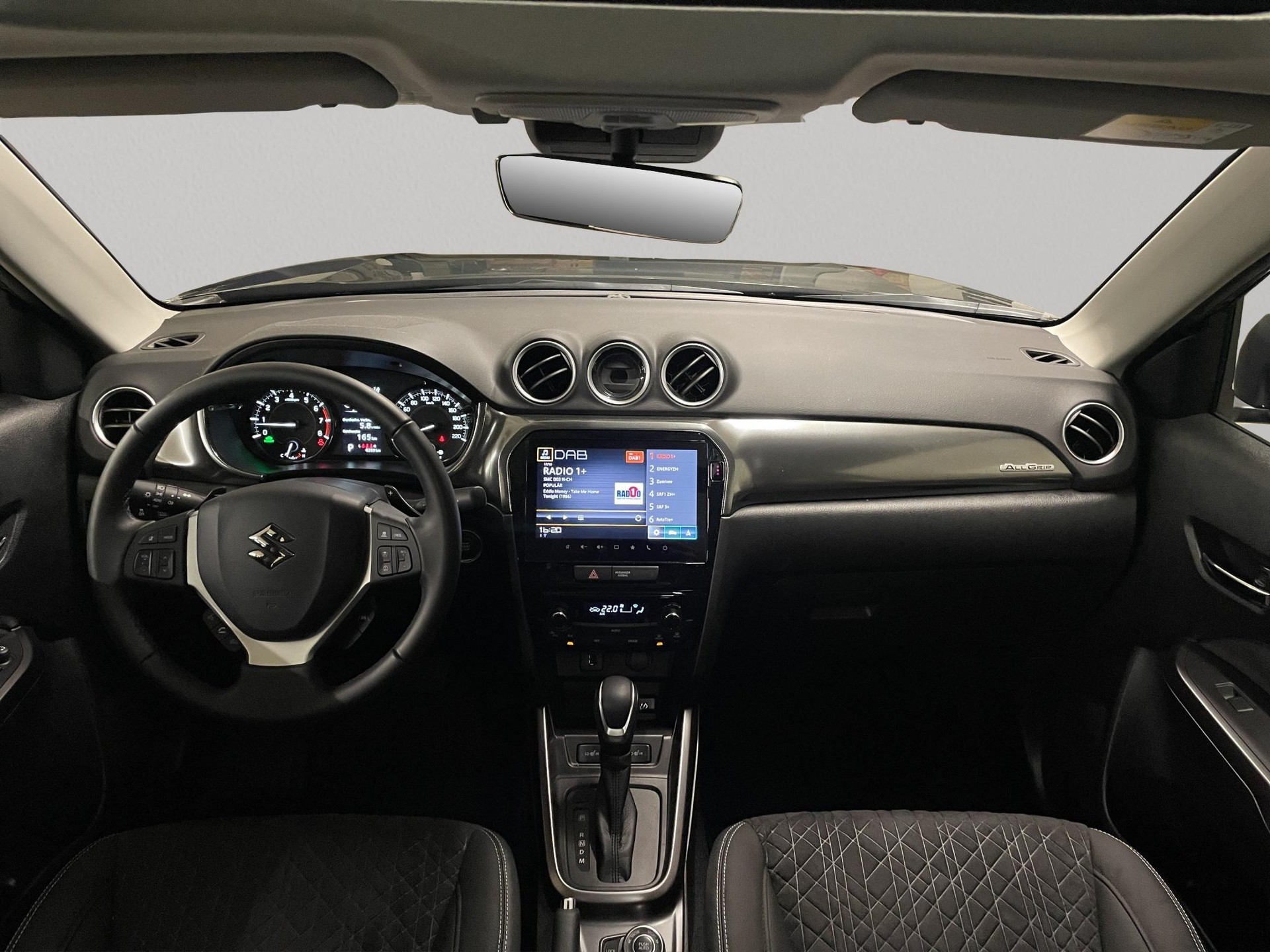 SUZUKI Vitara 1.5 Compact Top Hybrid 4x4-image-7