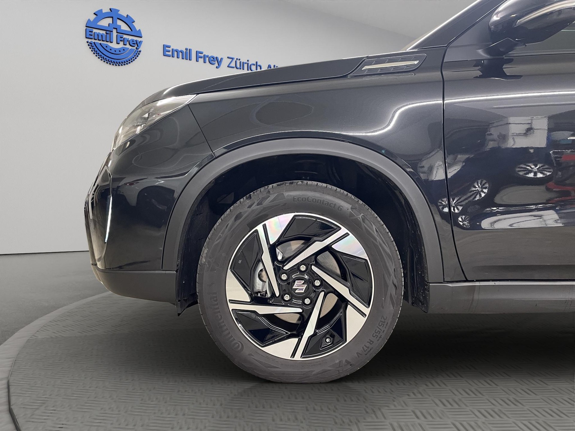 SUZUKI Vitara 1.5 Compact Top Hybrid 4x4-image-11