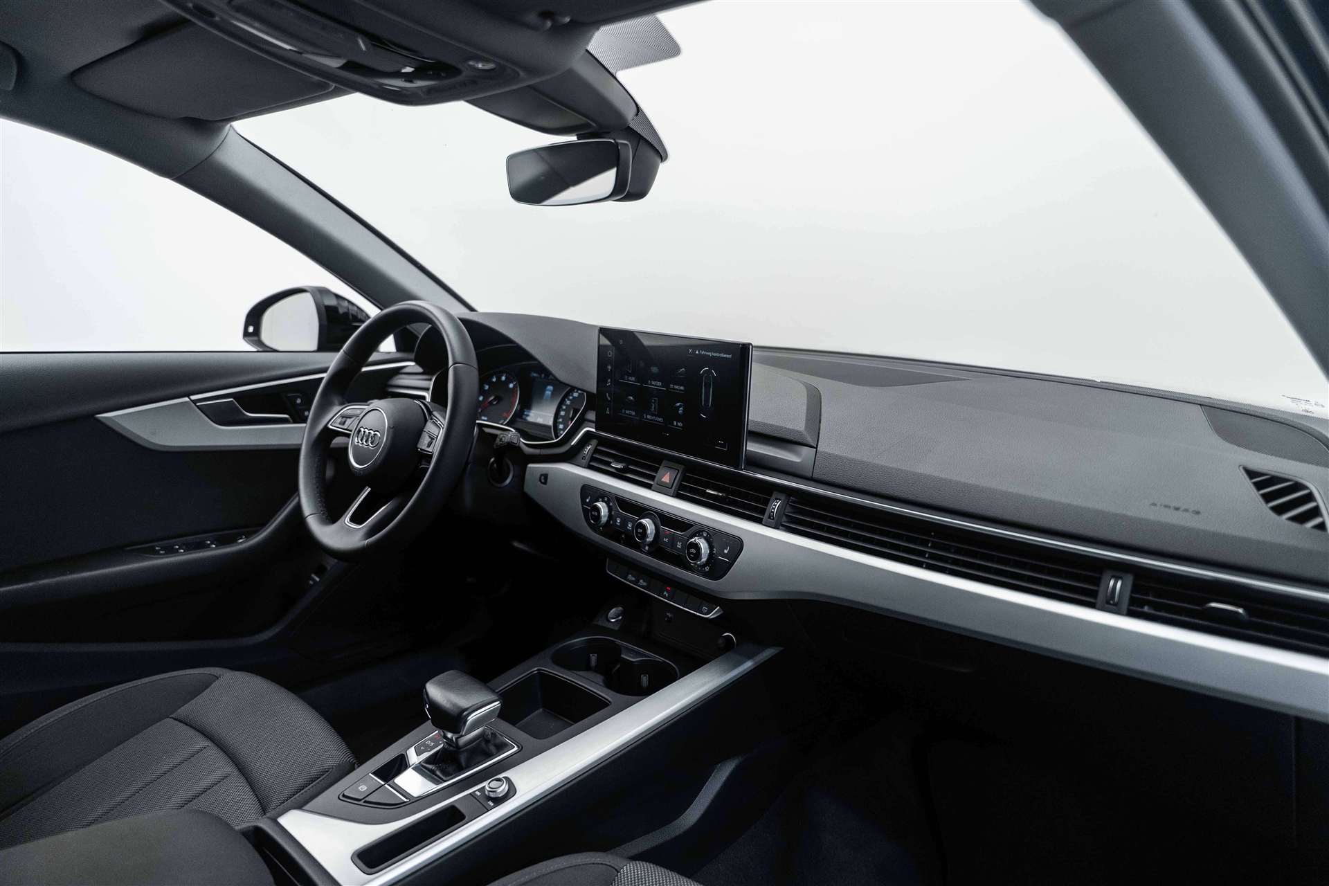 AUDI A4 Avant 35 TFSI S-tronic Automat-image-10