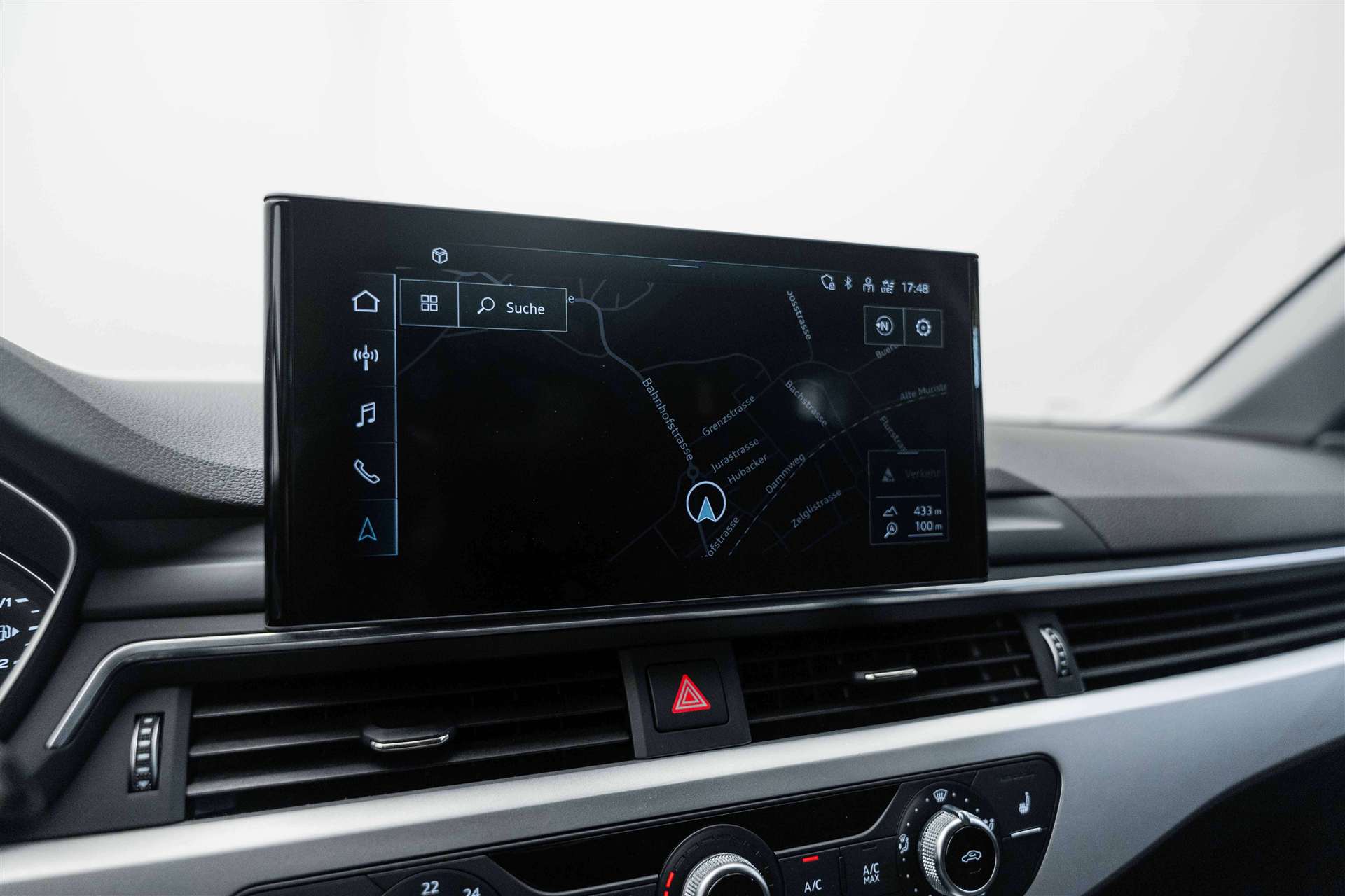 AUDI A4 Avant 35 TFSI S-tronic Automat-image-21