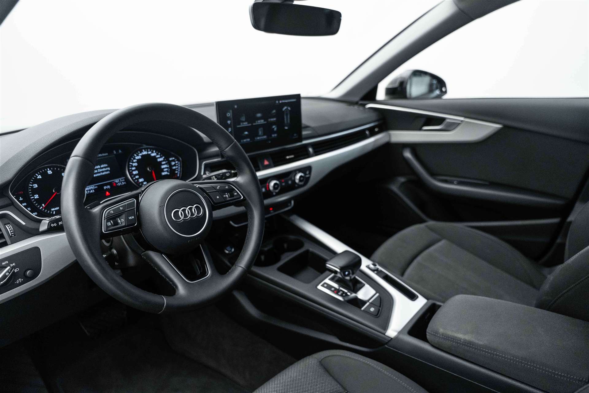 AUDI A4 Avant 35 TFSI S-tronic Automat-image-7