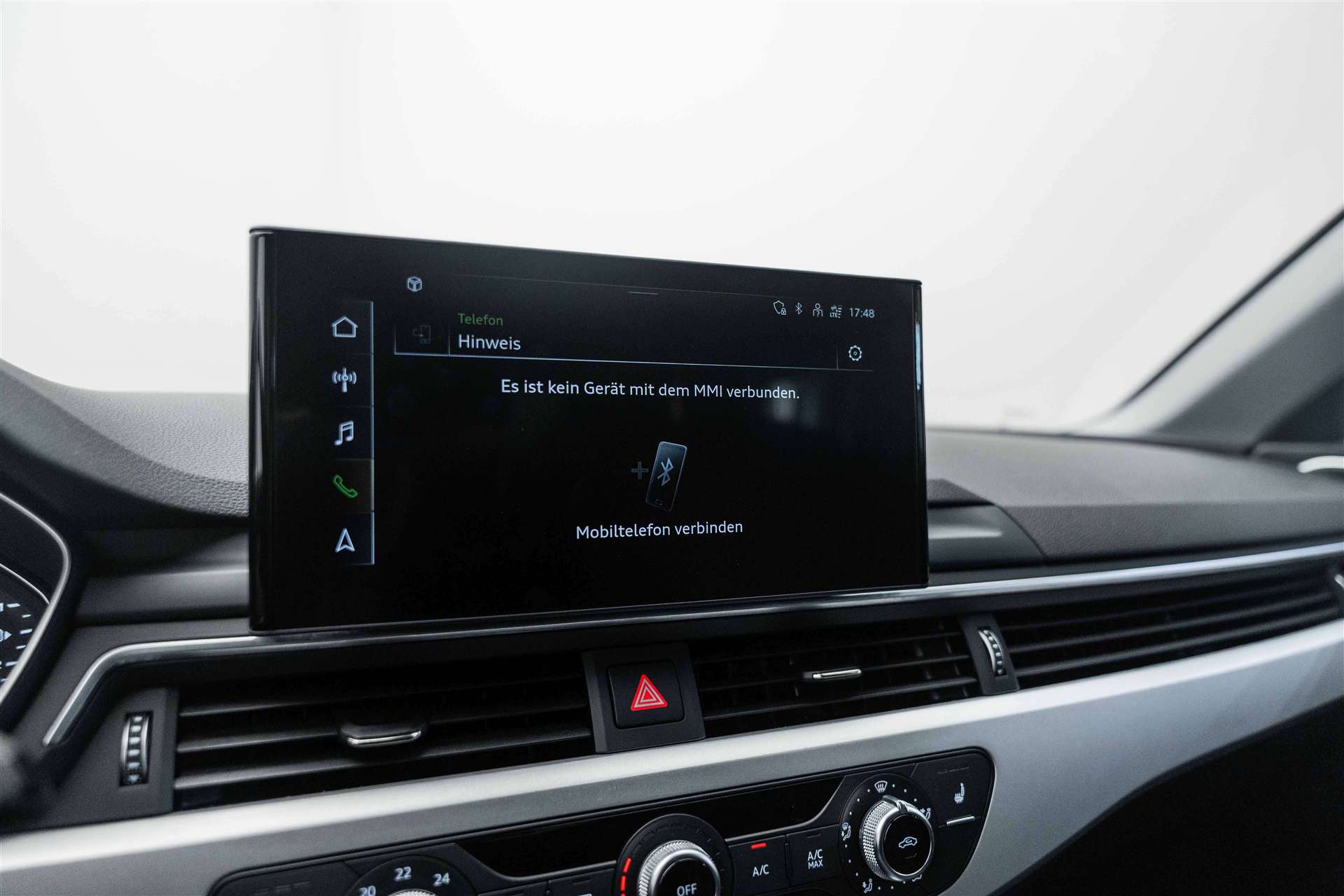 AUDI A4 Avant 35 TFSI S-tronic Automat-image-20