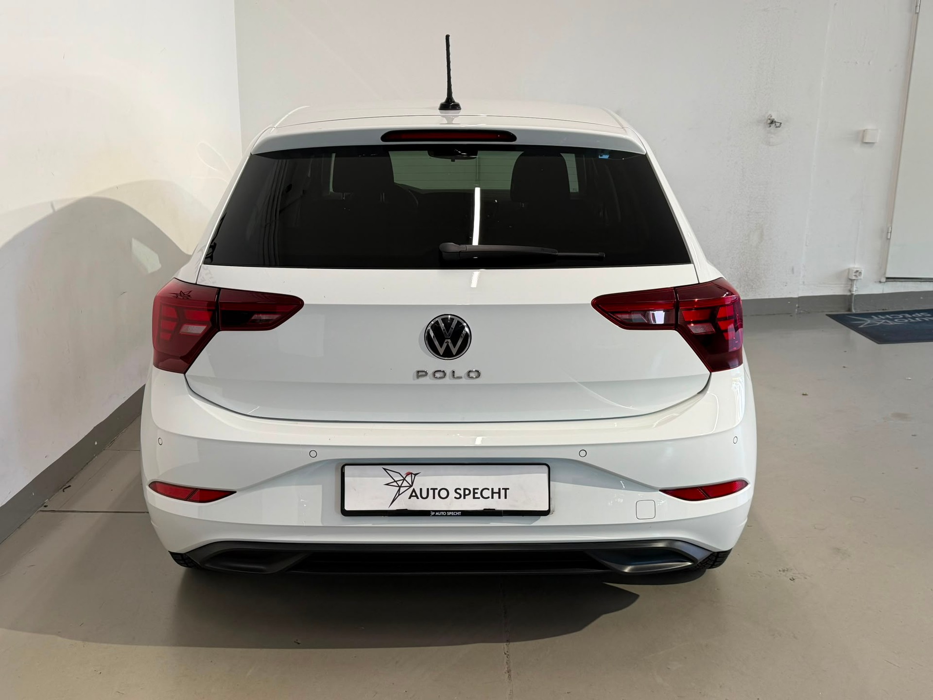 VW Polo 1.0 TSI Life DSG-image-5