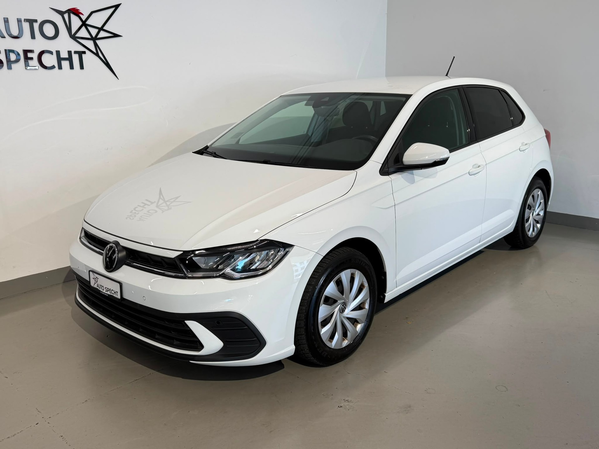 VW Polo 1.0 TSI Life DSG-showroom-element-1
