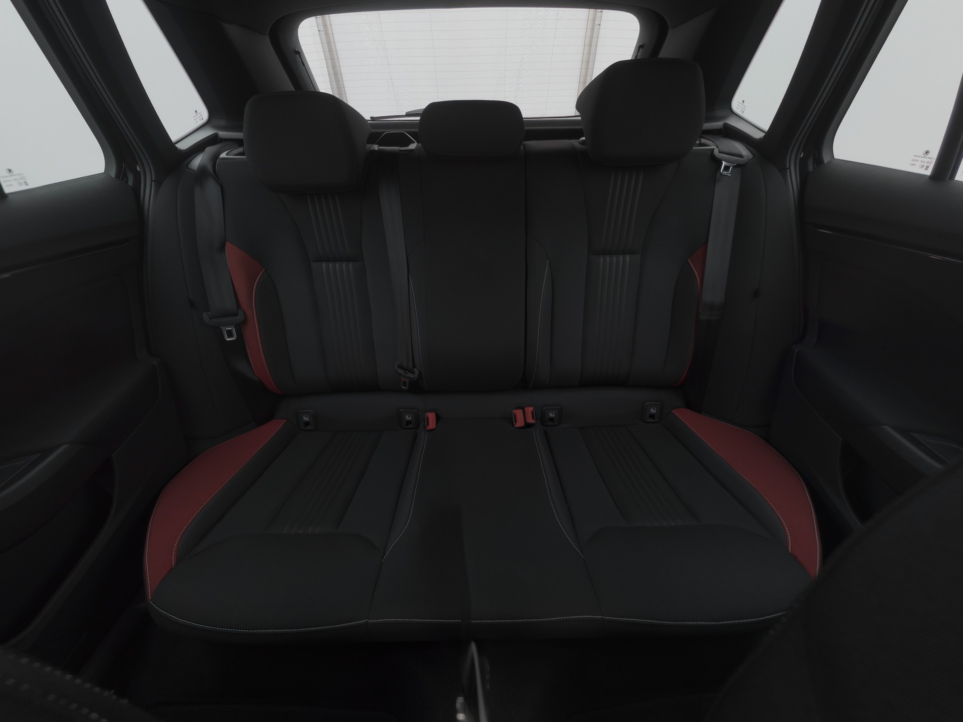 SKODA Kamiq 1.0 TSI Monte Carlo DSG-image-10