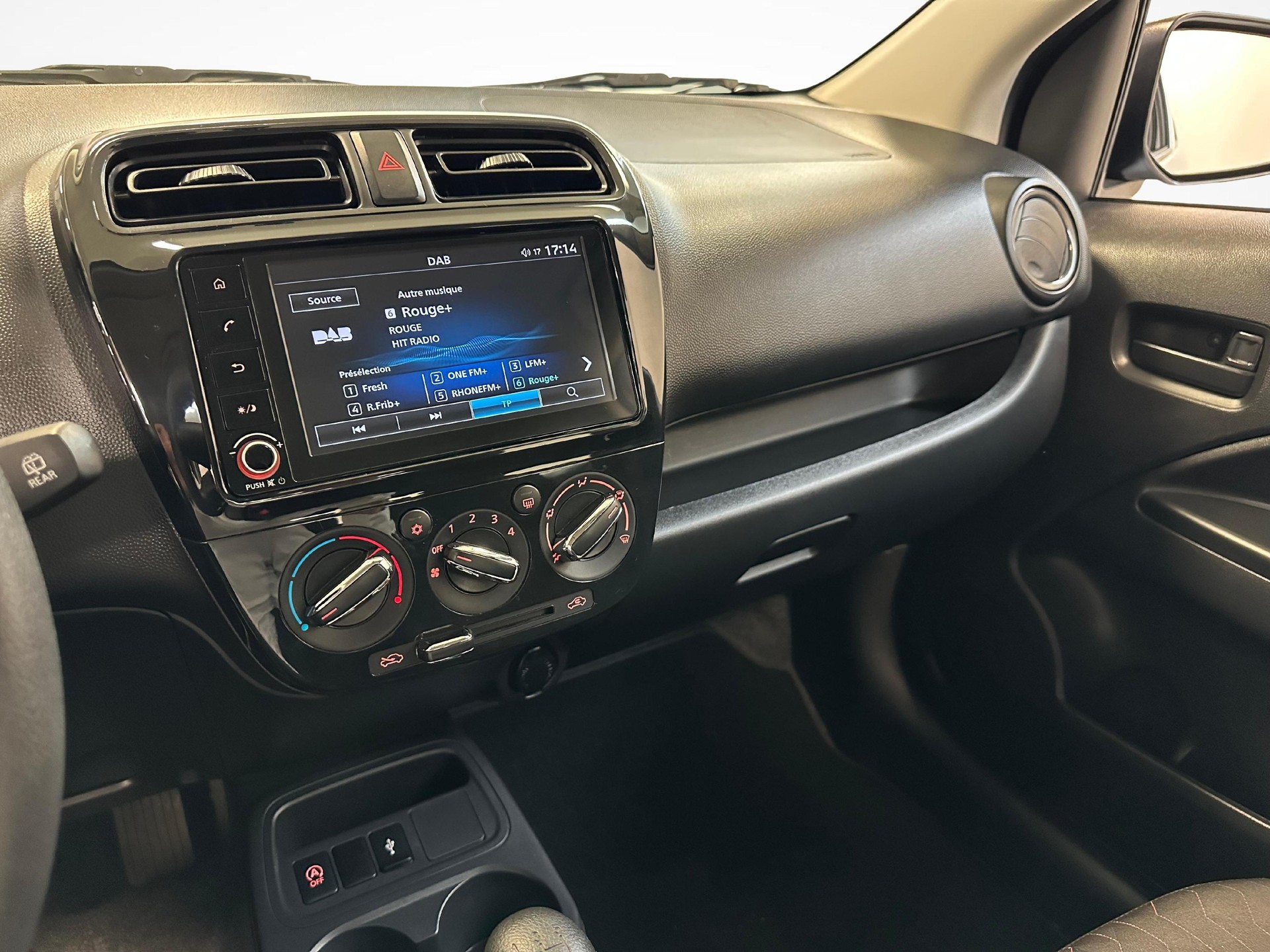 MITSUBISHI Space Star 1.2 MIVEC Inform-image-7