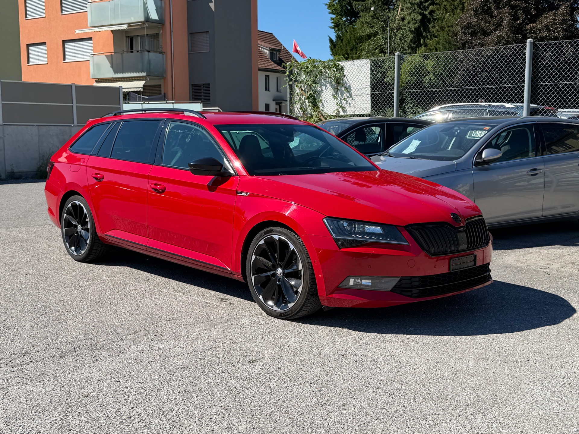 SKODA Superb Combi 2.0 TDi SportLine+ 4x4 DSG-image-4