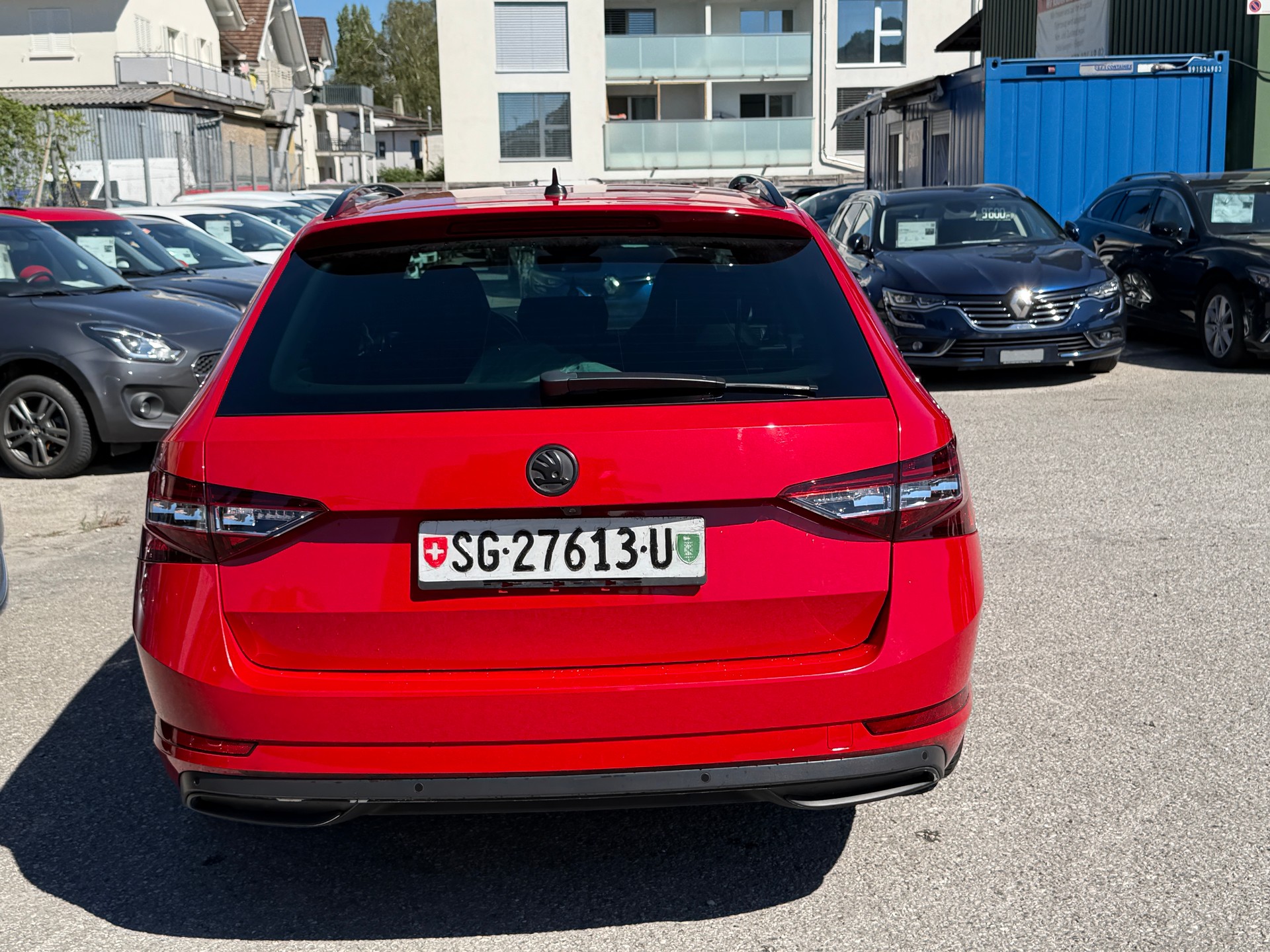 SKODA Superb Combi 2.0 TDi SportLine+ 4x4 DSG-image-13
