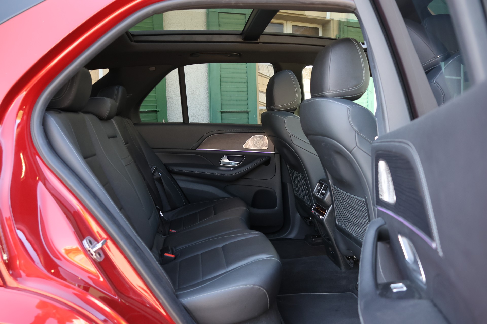 MERCEDES-BENZ GLE 350 de 4Matic AMG Line 9G-Tronic-image-10