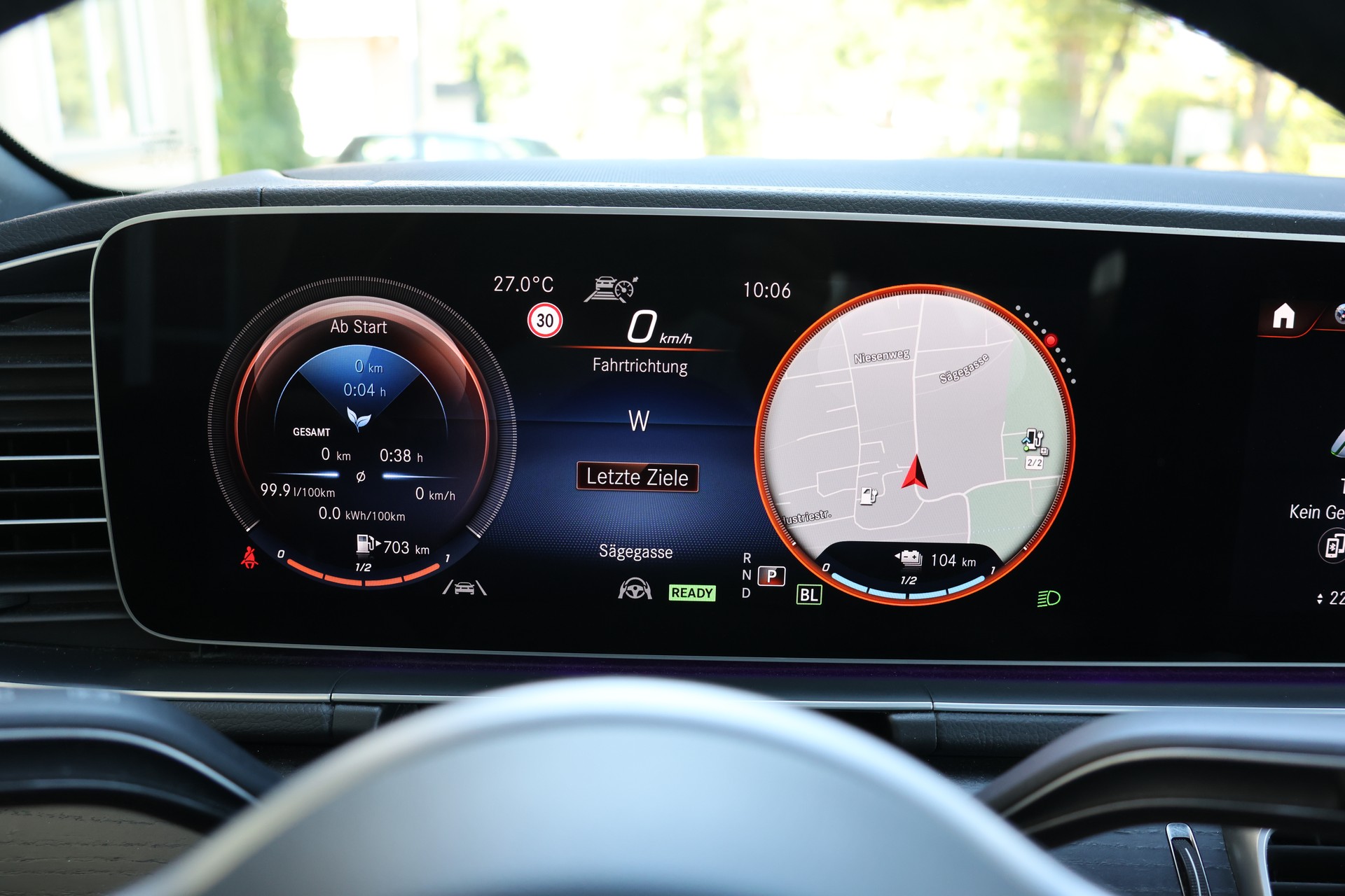 MERCEDES-BENZ GLE 350 de 4Matic AMG Line 9G-Tronic-image-19