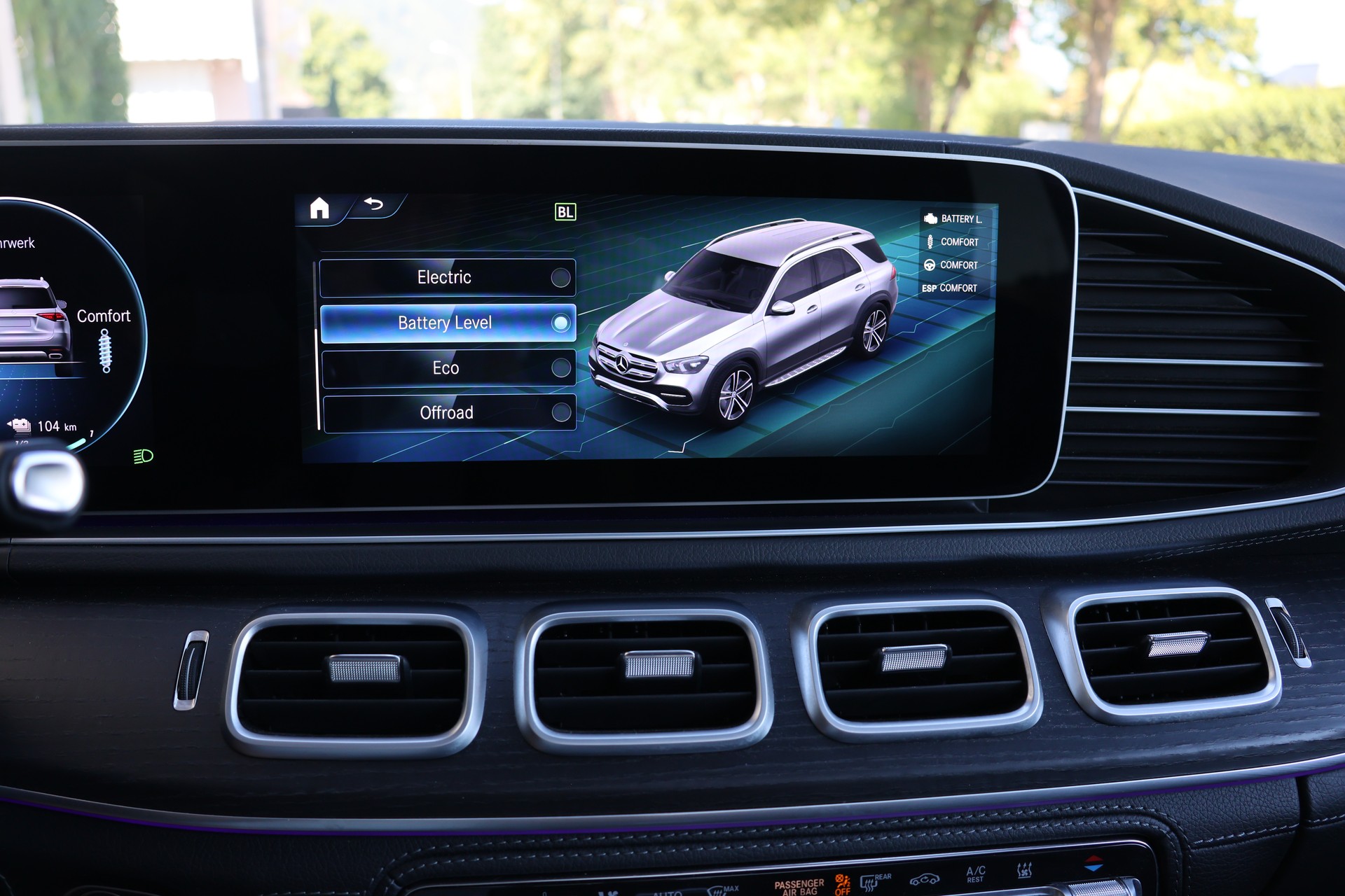 MERCEDES-BENZ GLE 350 de 4Matic AMG Line 9G-Tronic-image-27