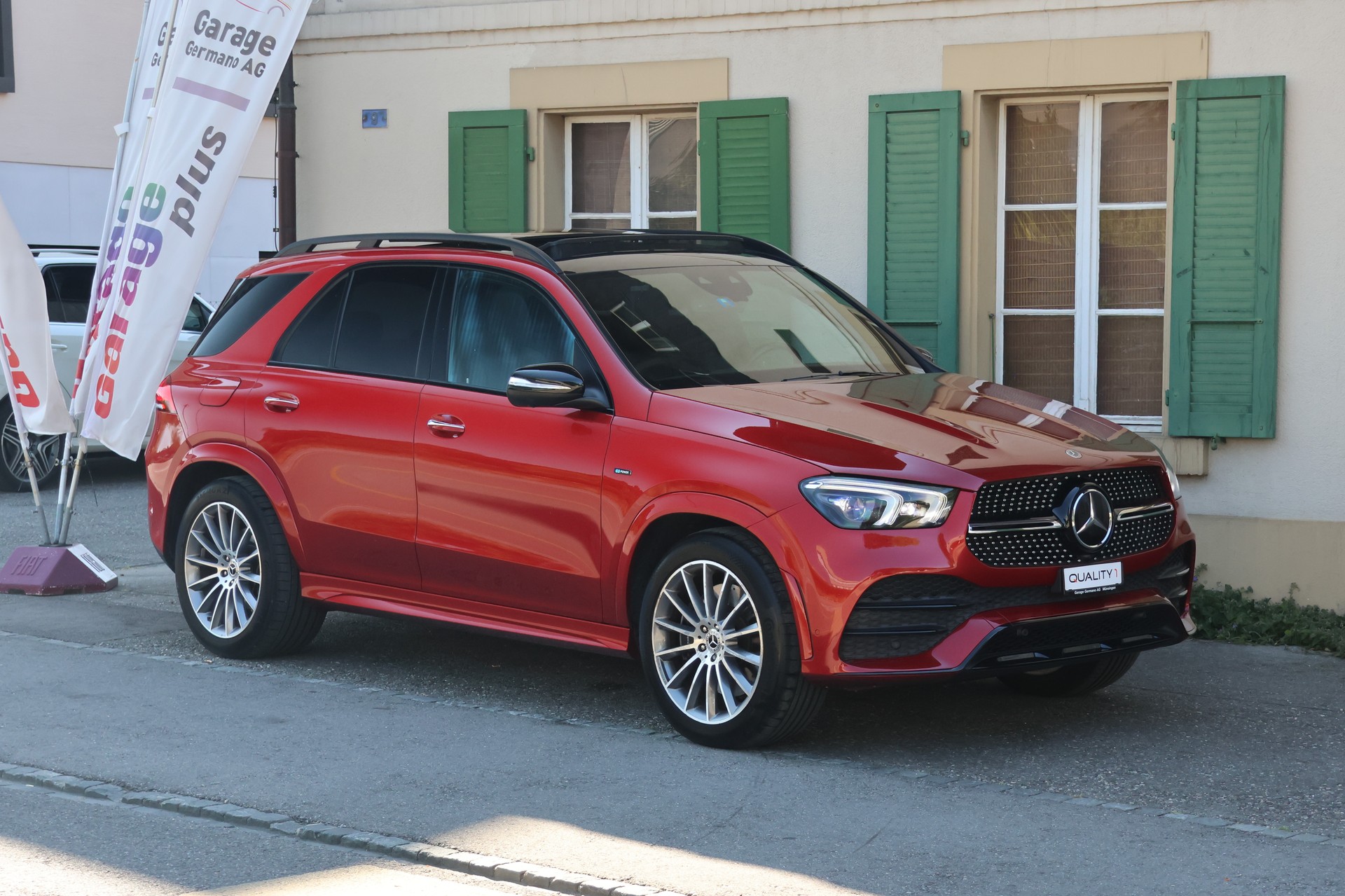 MERCEDES-BENZ GLE 350 de 4Matic AMG Line 9G-Tronic-showroom-element-3