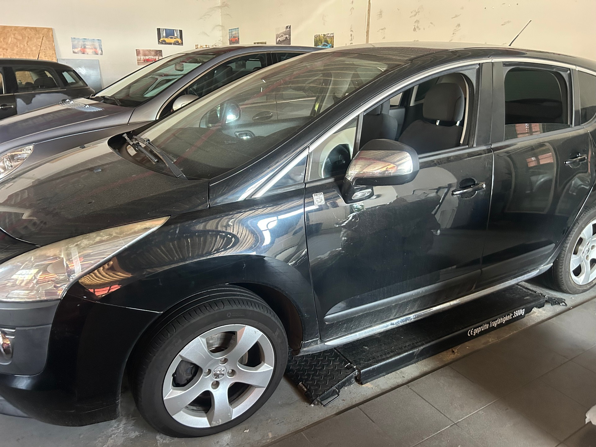 PEUGEOT 3008 1.6 16V T Platinum-image-1