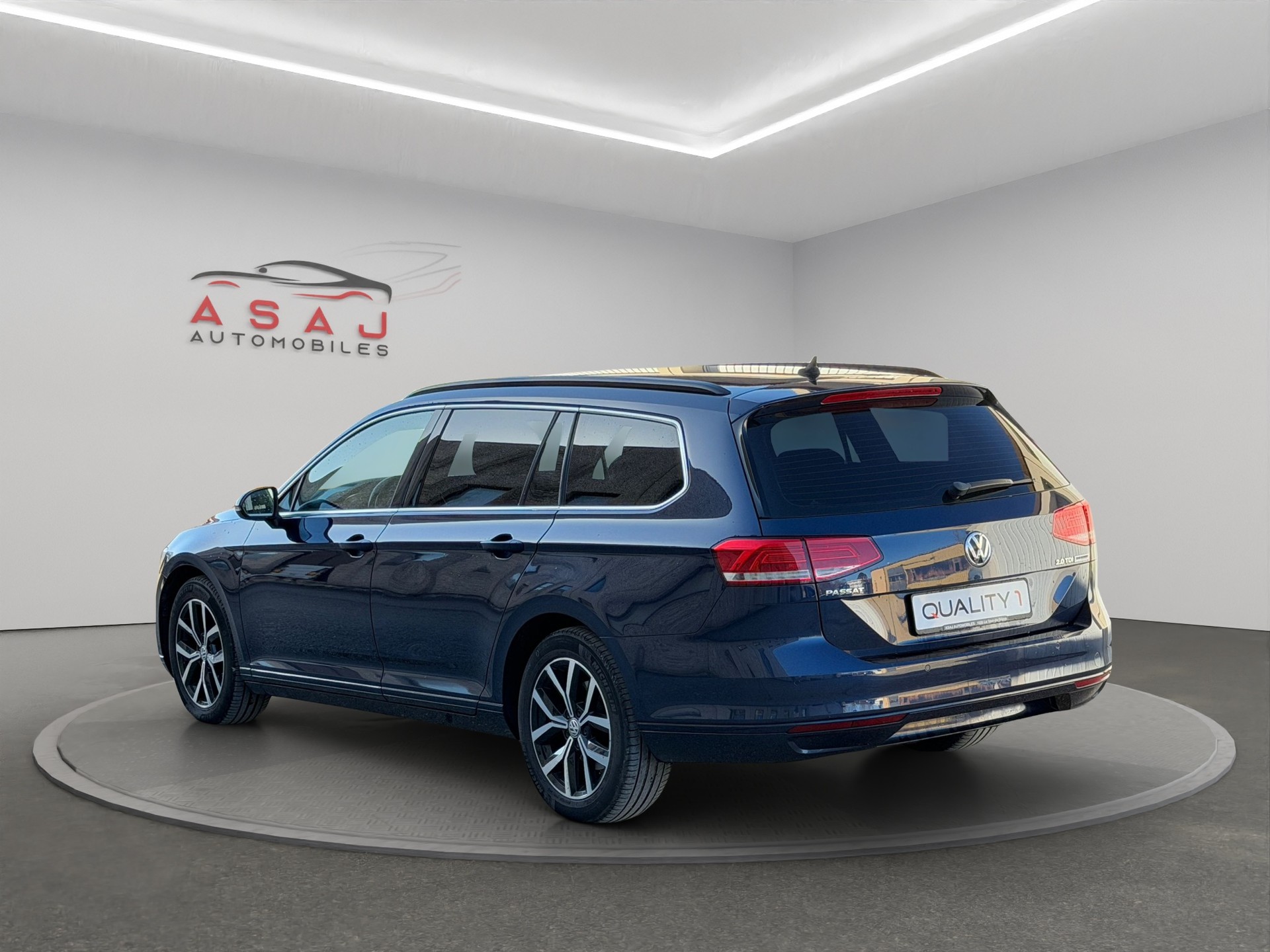 VW Passat Variant 2.0 TDI BMT Comfortline DSG-image-4