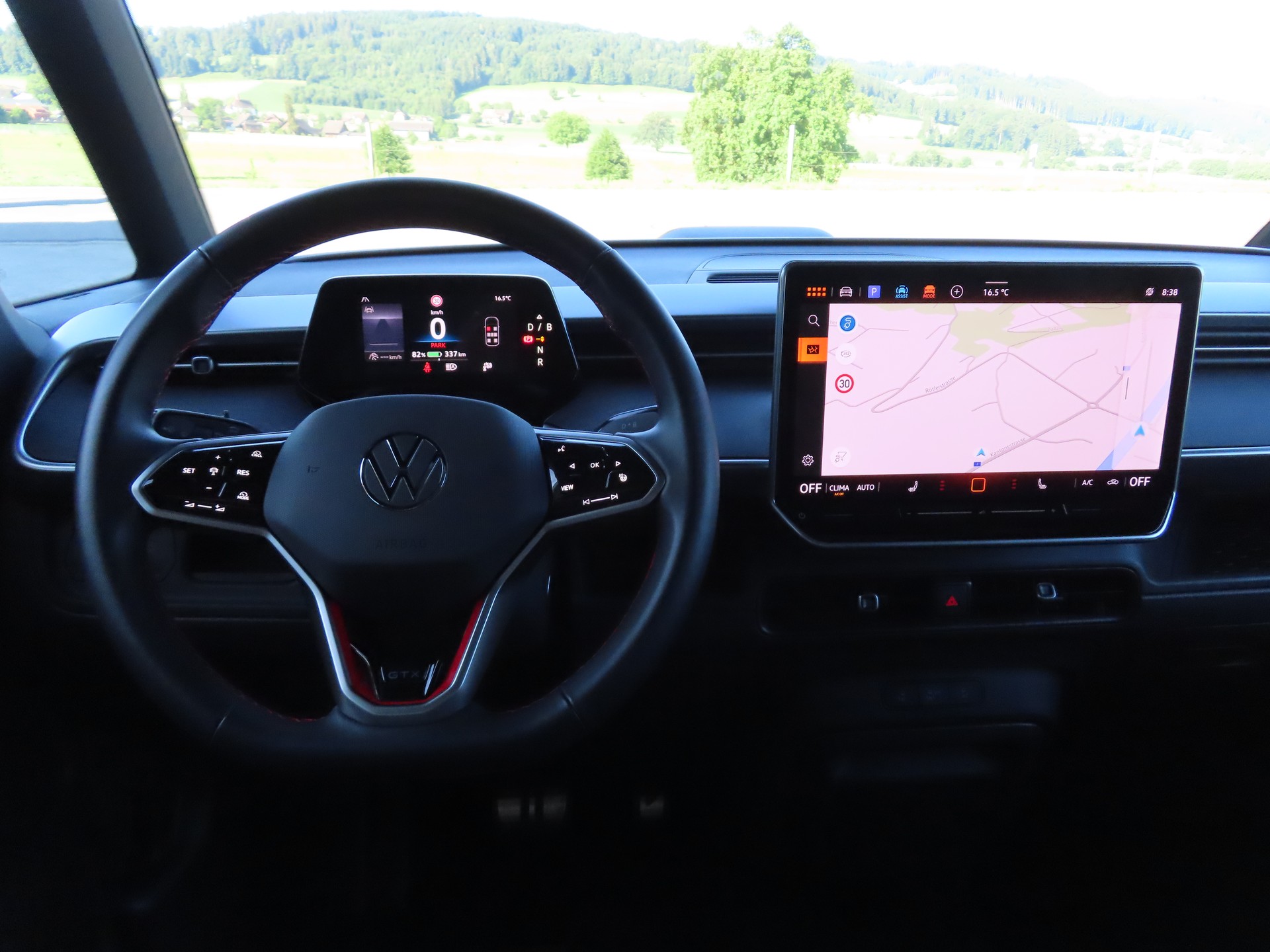 VW ID.Buzz LWB GTX 4 Motion-image-7