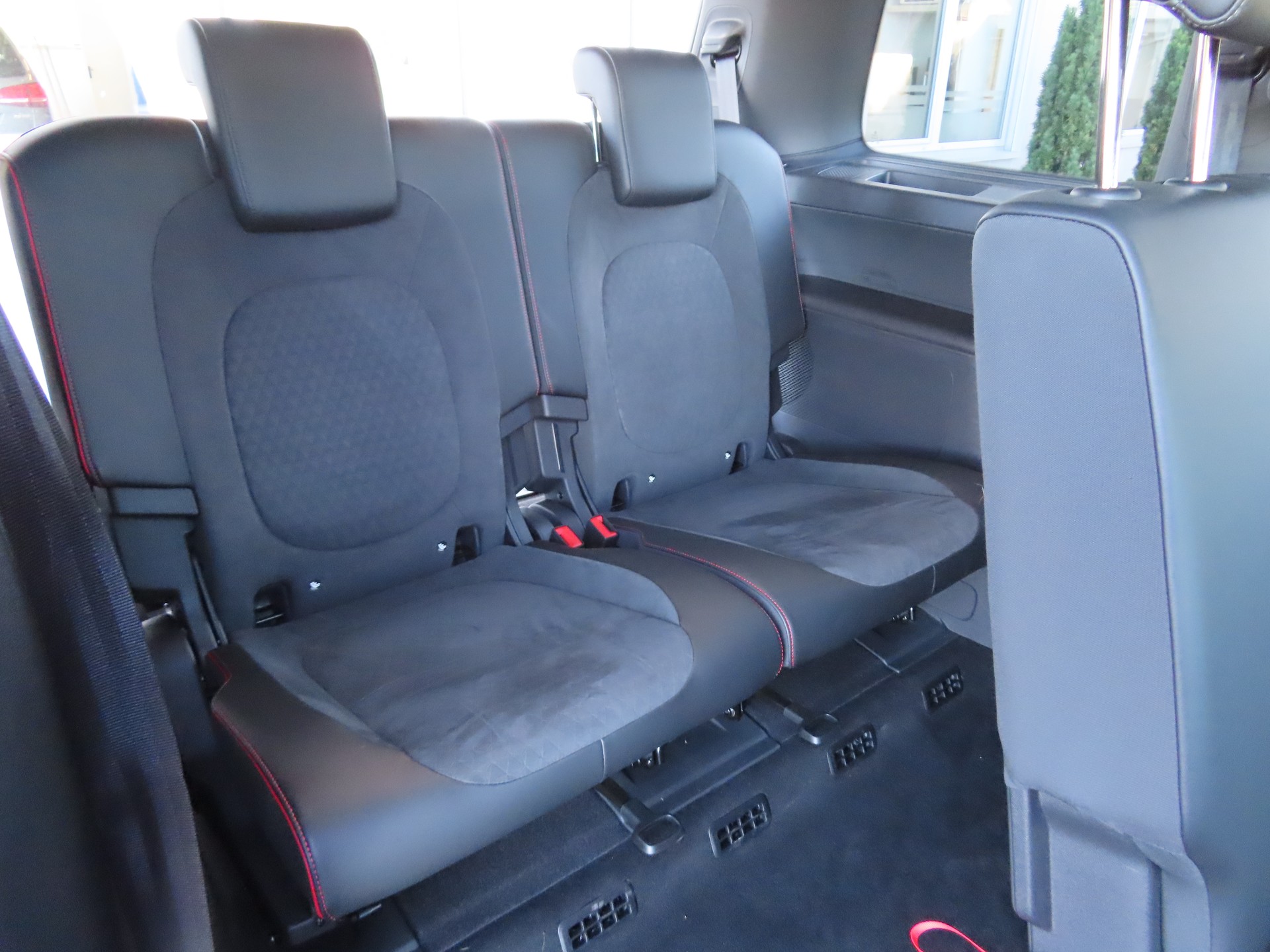 VW ID.Buzz LWB GTX 4 Motion-image-14