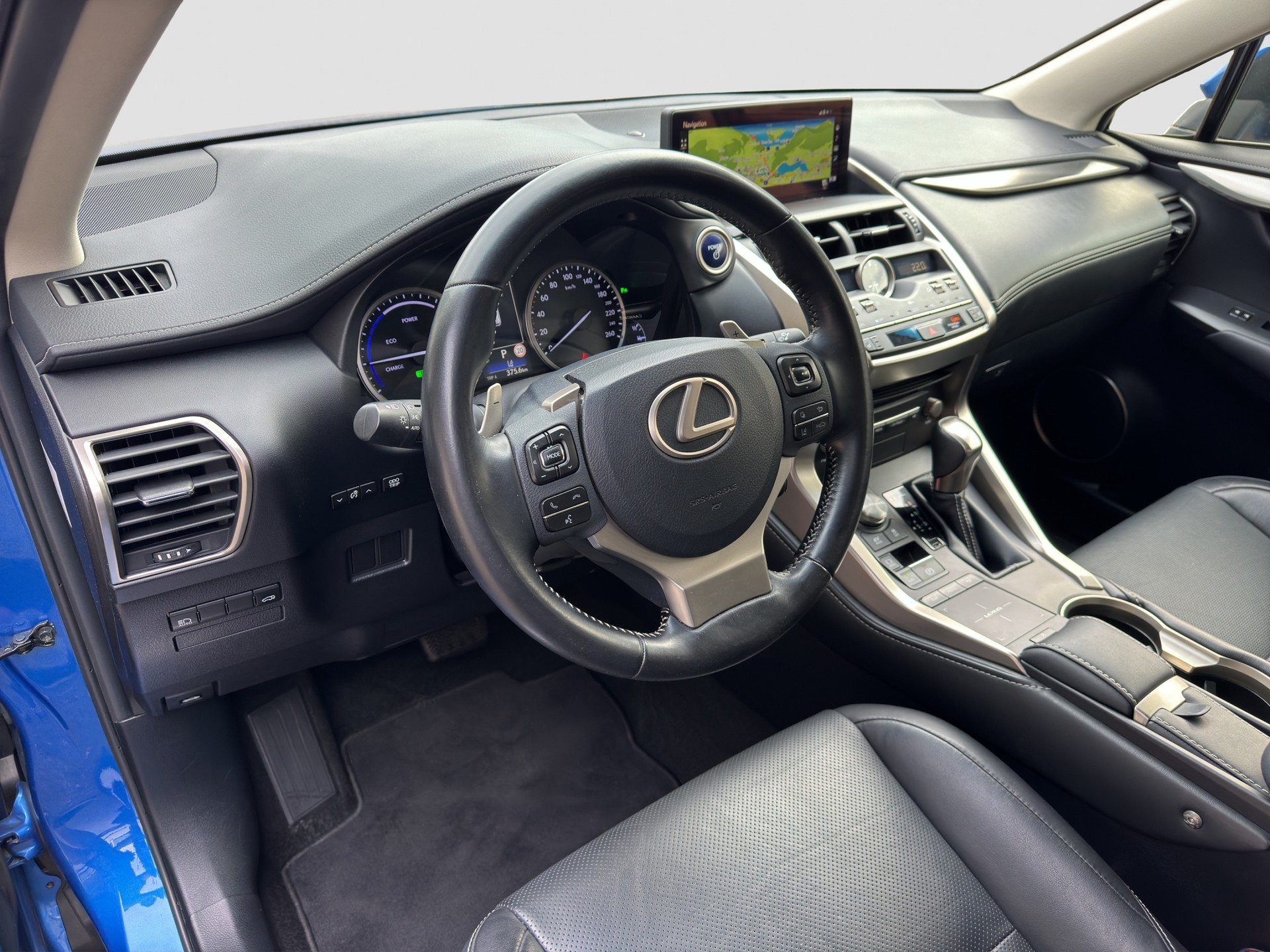 LEXUS NX 300h Comfort E-Four Automatic-image-8